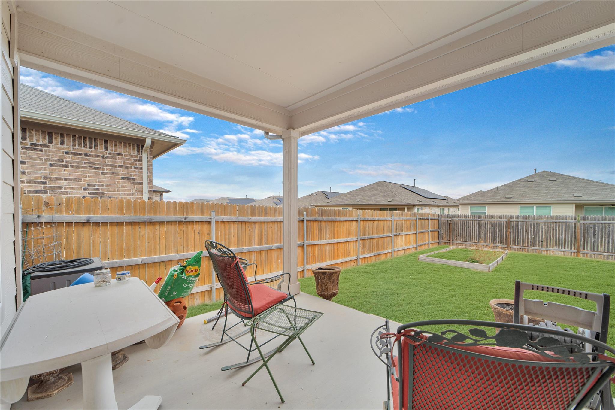 143 Callado Cir, San Marcos, TX 78666