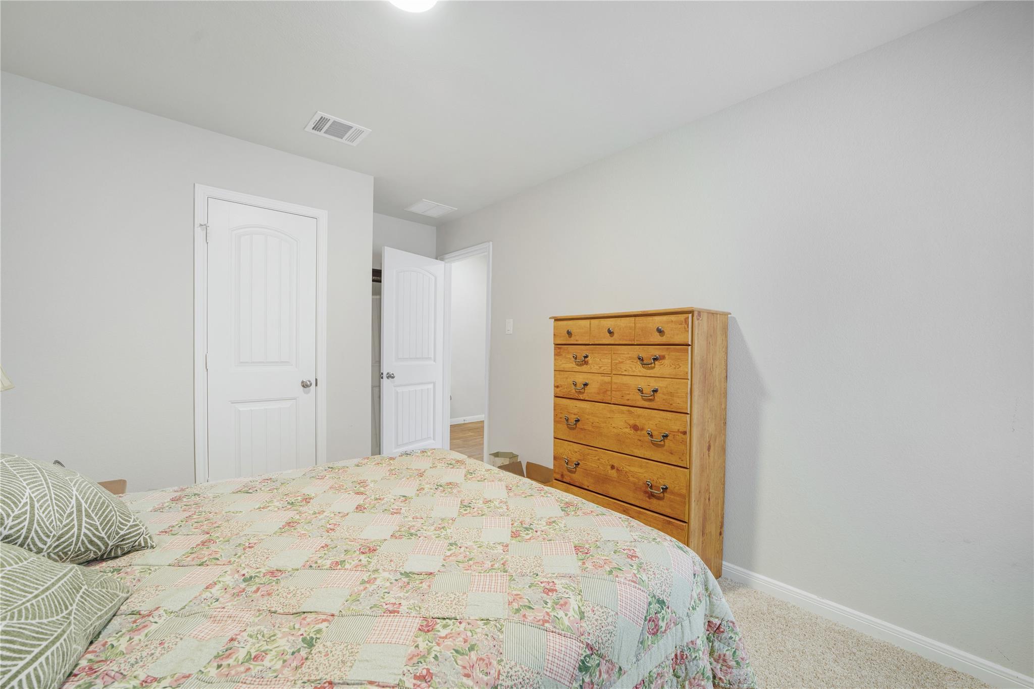 143 Callado Cir, San Marcos, TX 78666