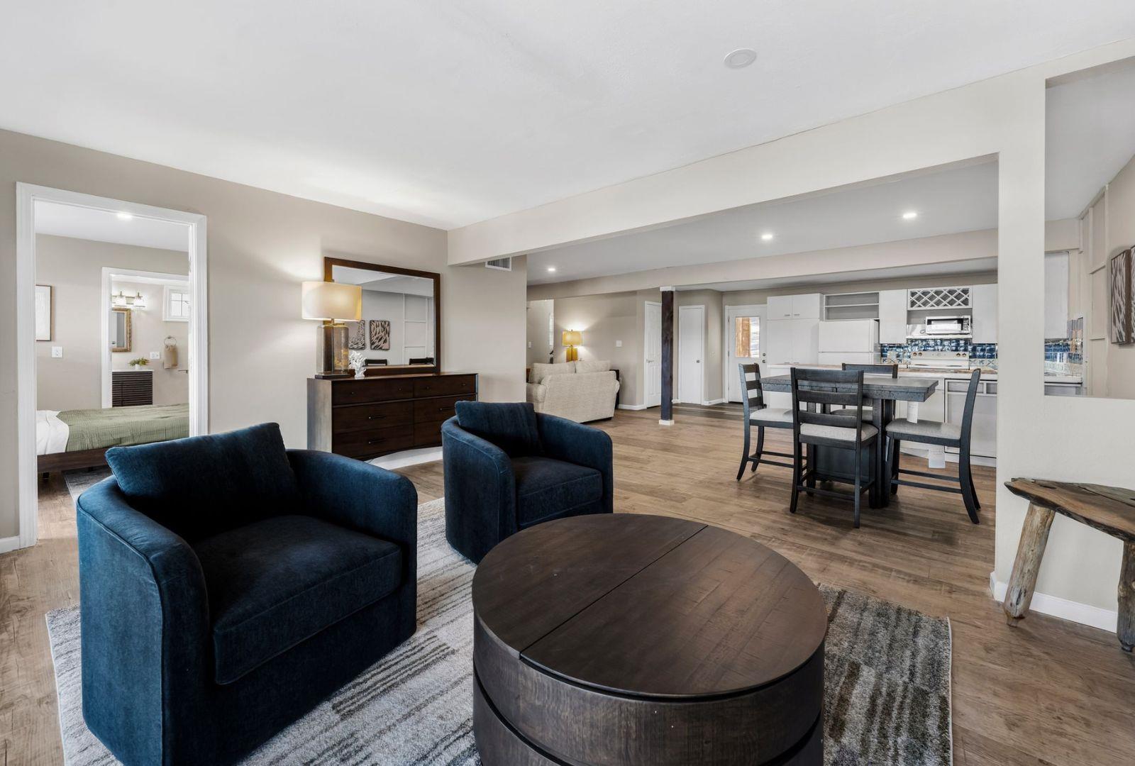 8124 Joy Rd, Volente, TX 78641