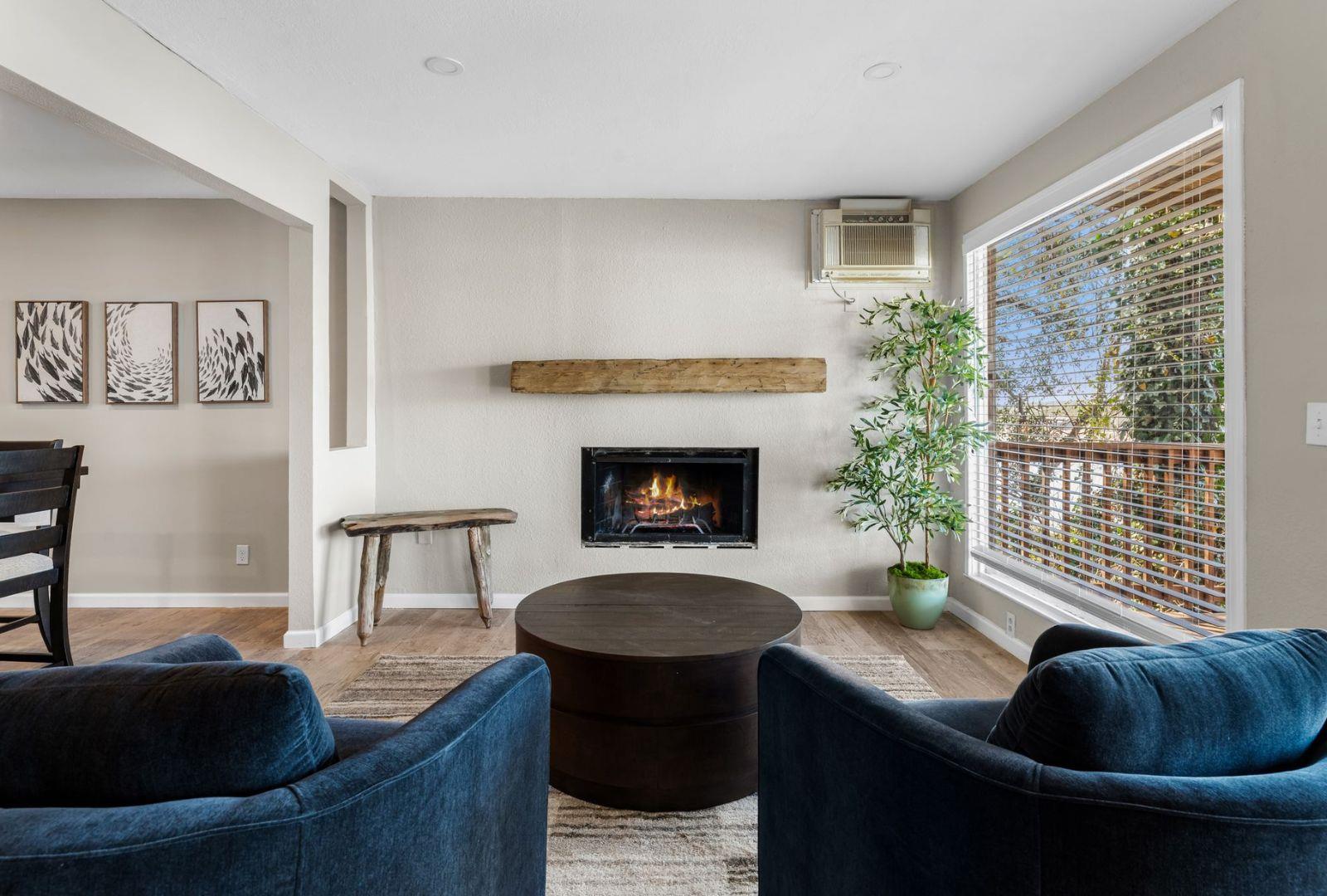 8124 Joy Rd, Volente, TX 78641