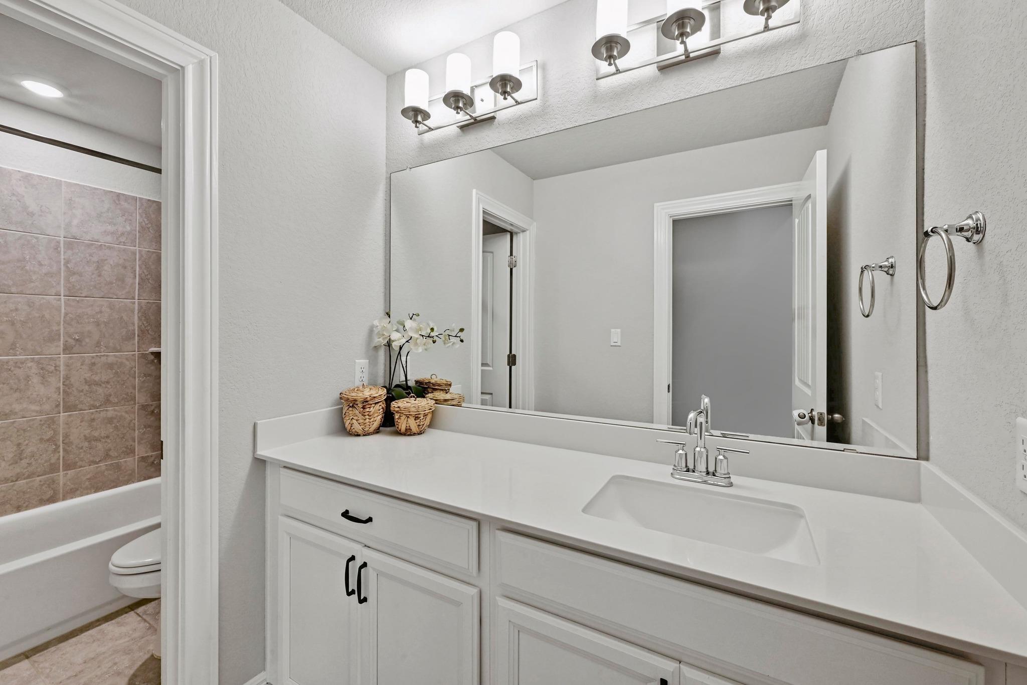 331 Sawtooth Mountain Way, Dripping Springs, TX 78620