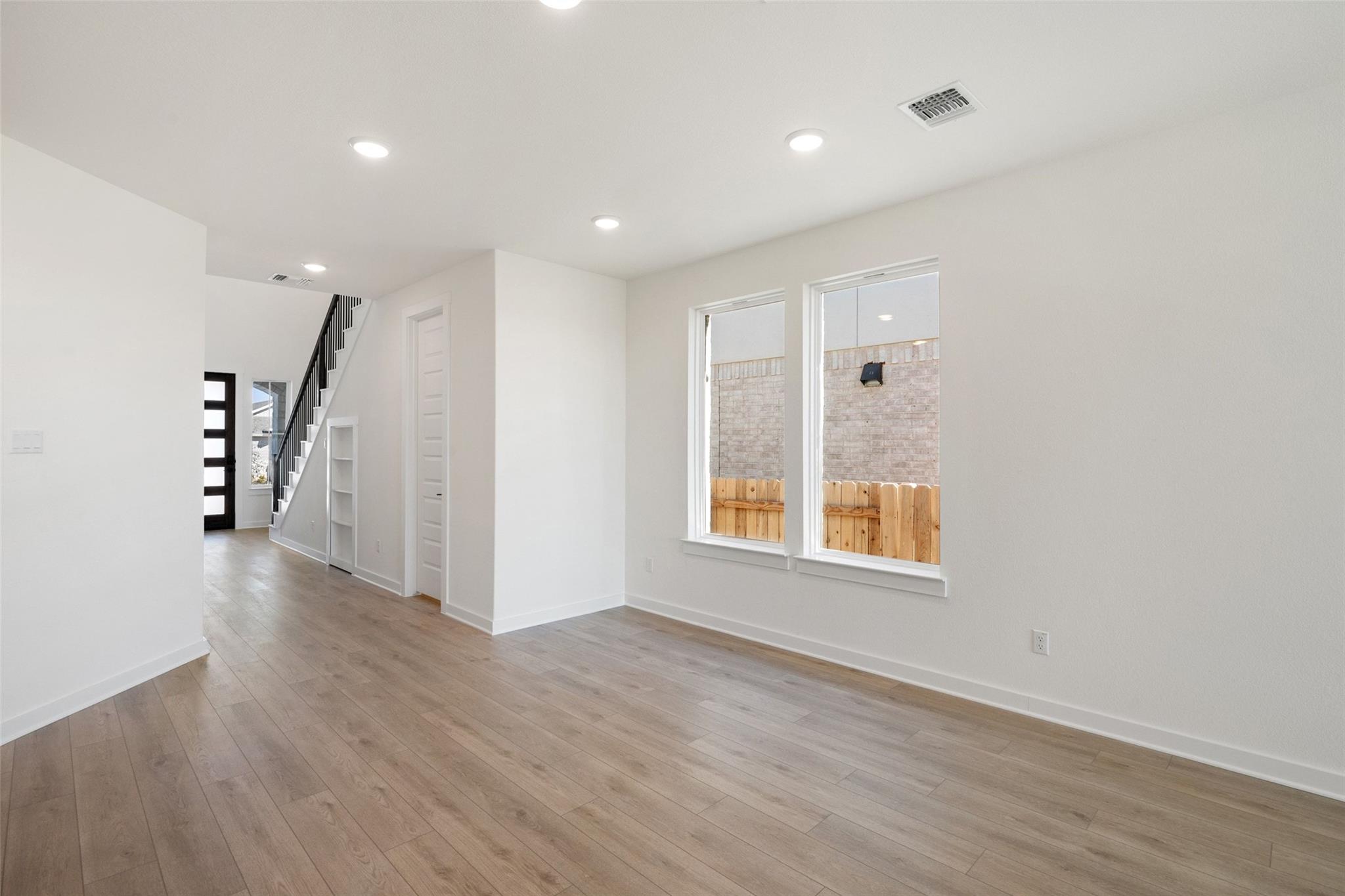 384 Brandywine Road, Hutto, TX 78634