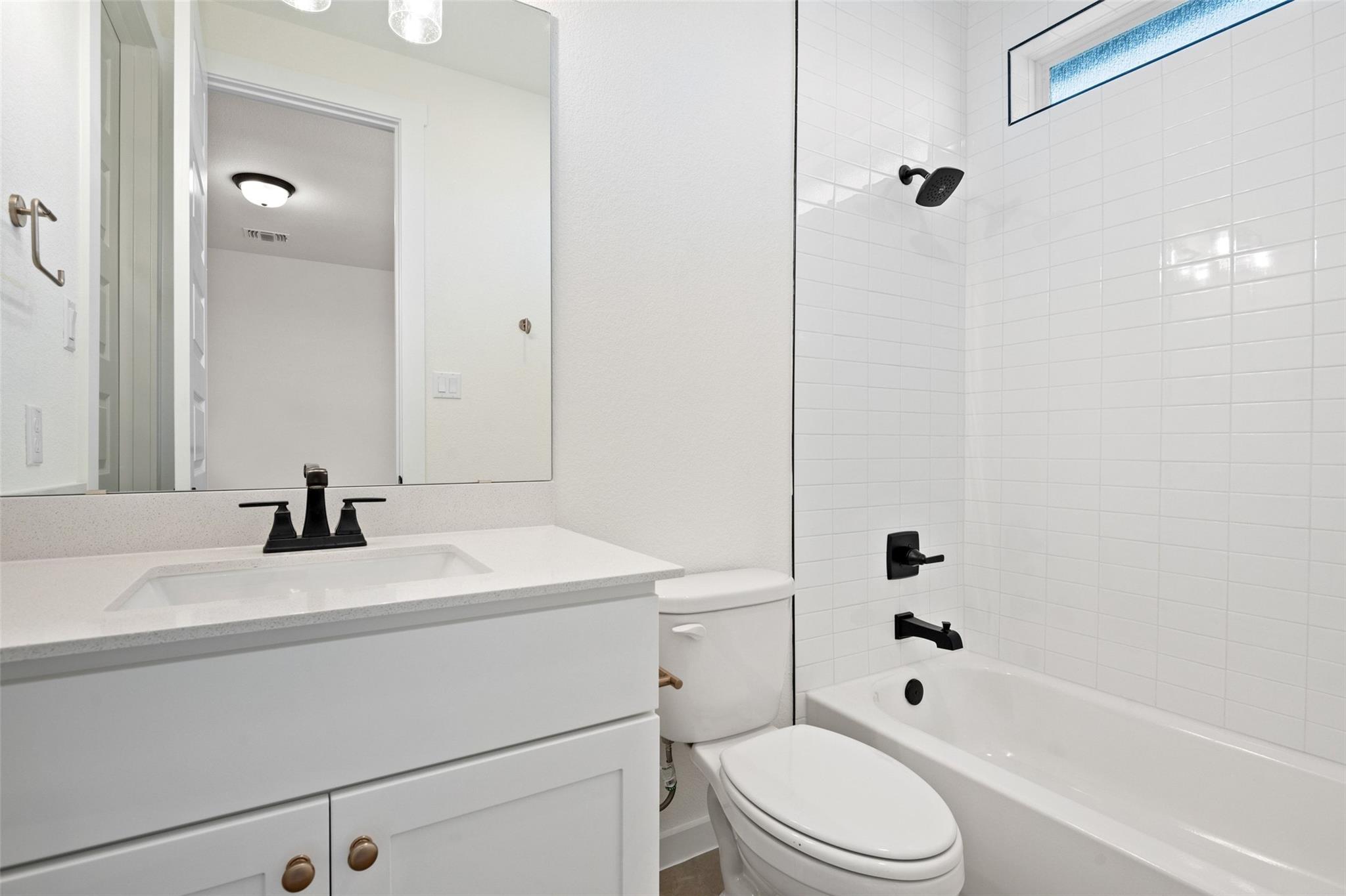 384 Brandywine Road, Hutto, TX 78634