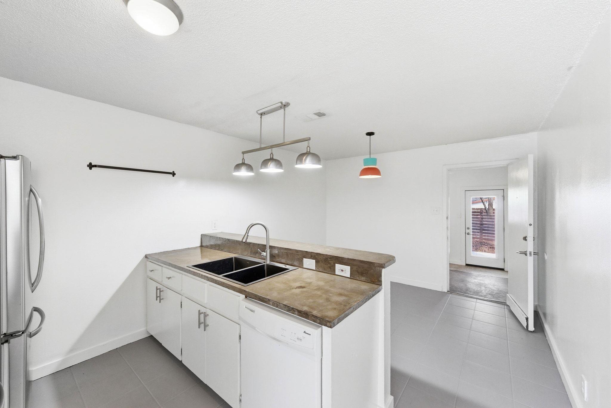 3408 Dolphin Dr # A, Austin, TX 78704