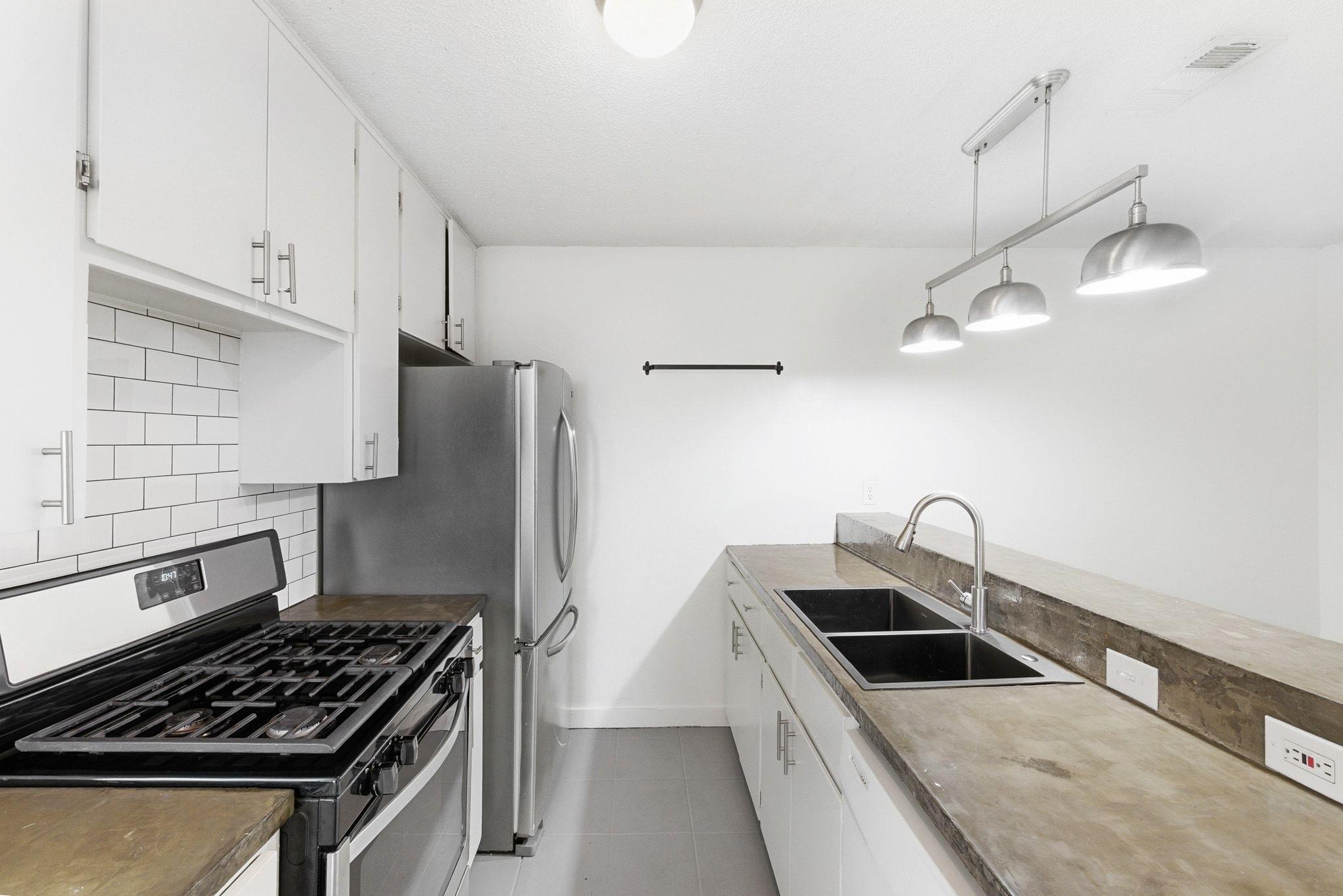 3408 Dolphin Dr # A, Austin, TX 78704