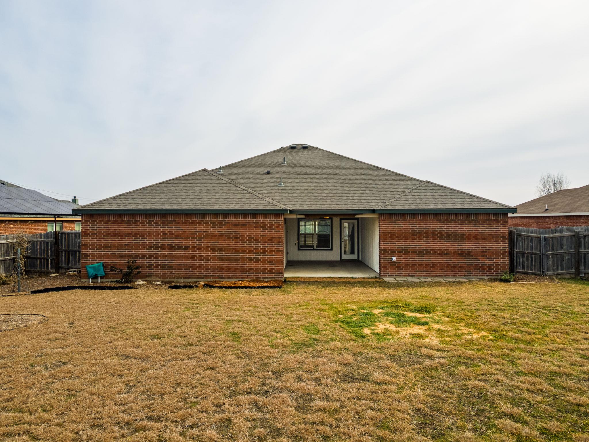 2303 Mike Dr, Copperas Cove, TX 76522