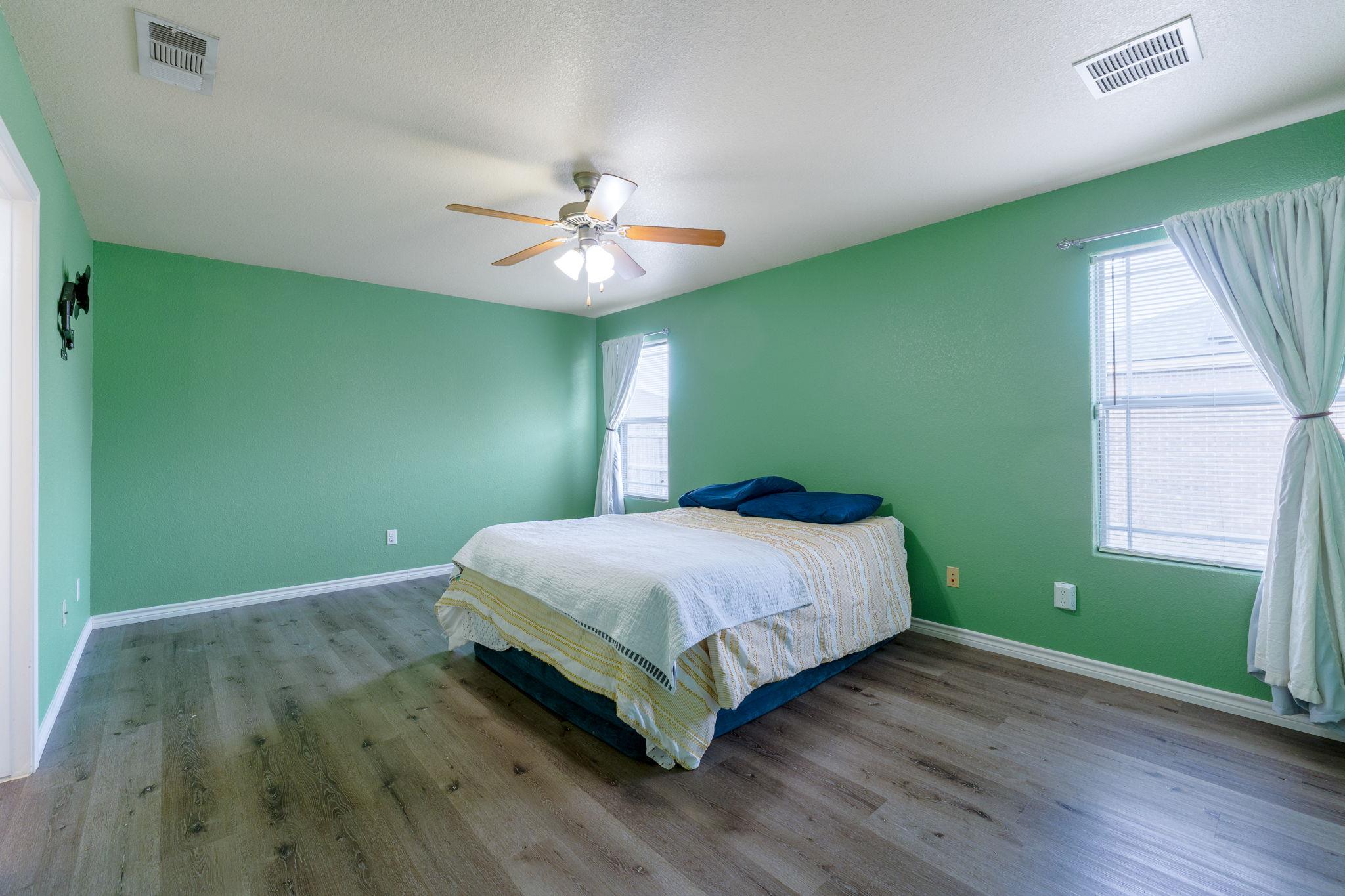 2303 Mike Dr, Copperas Cove, TX 76522