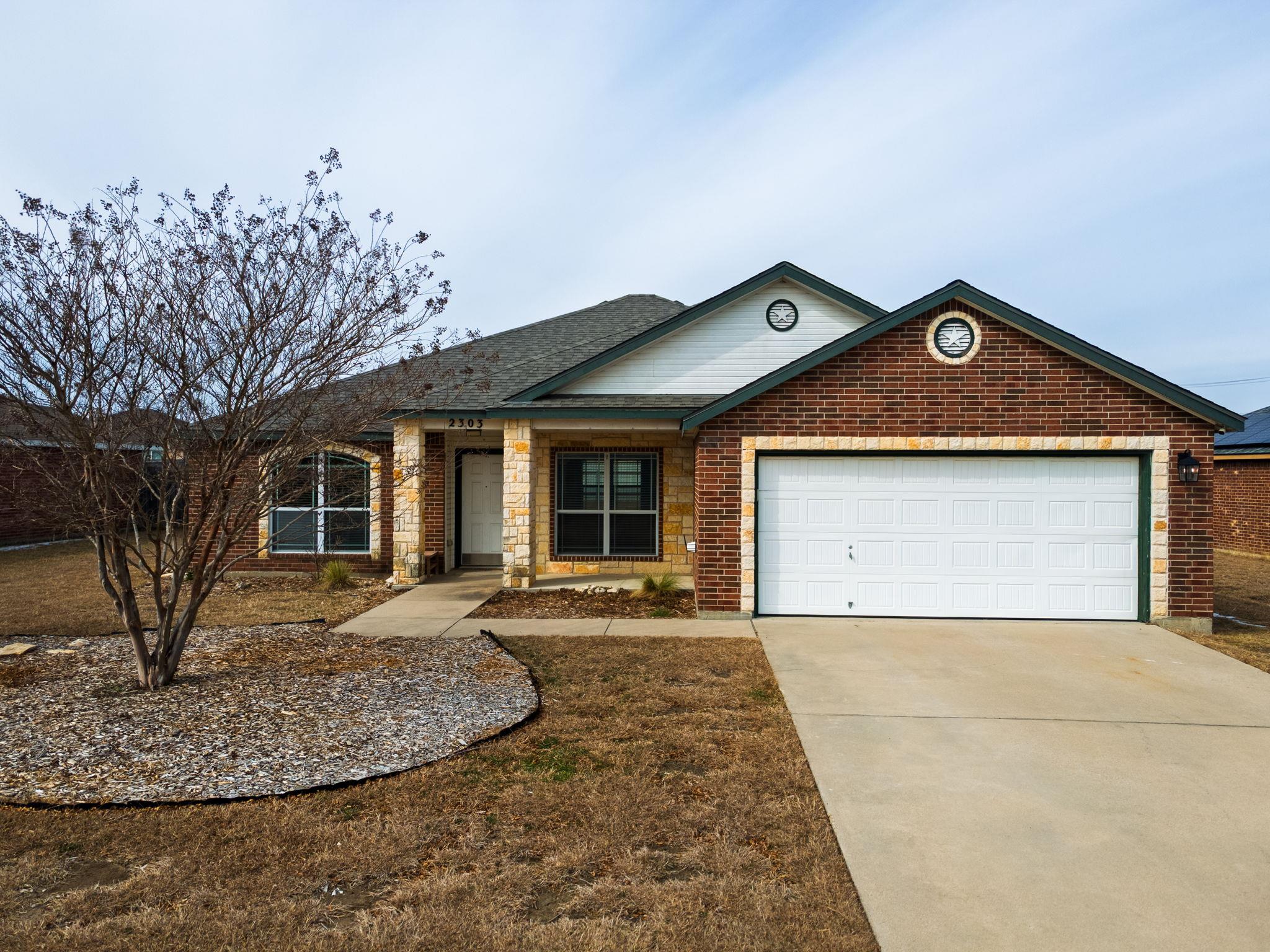 2303 Mike Dr, Copperas Cove, TX 76522