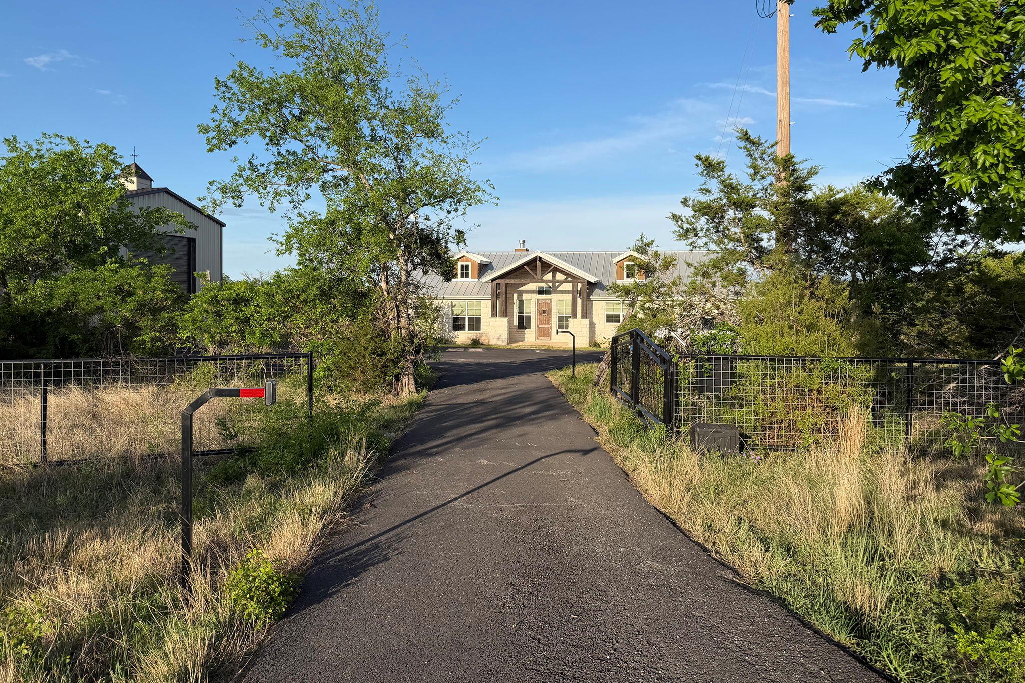 7943 W Fm 243, Bertram, TX 78605