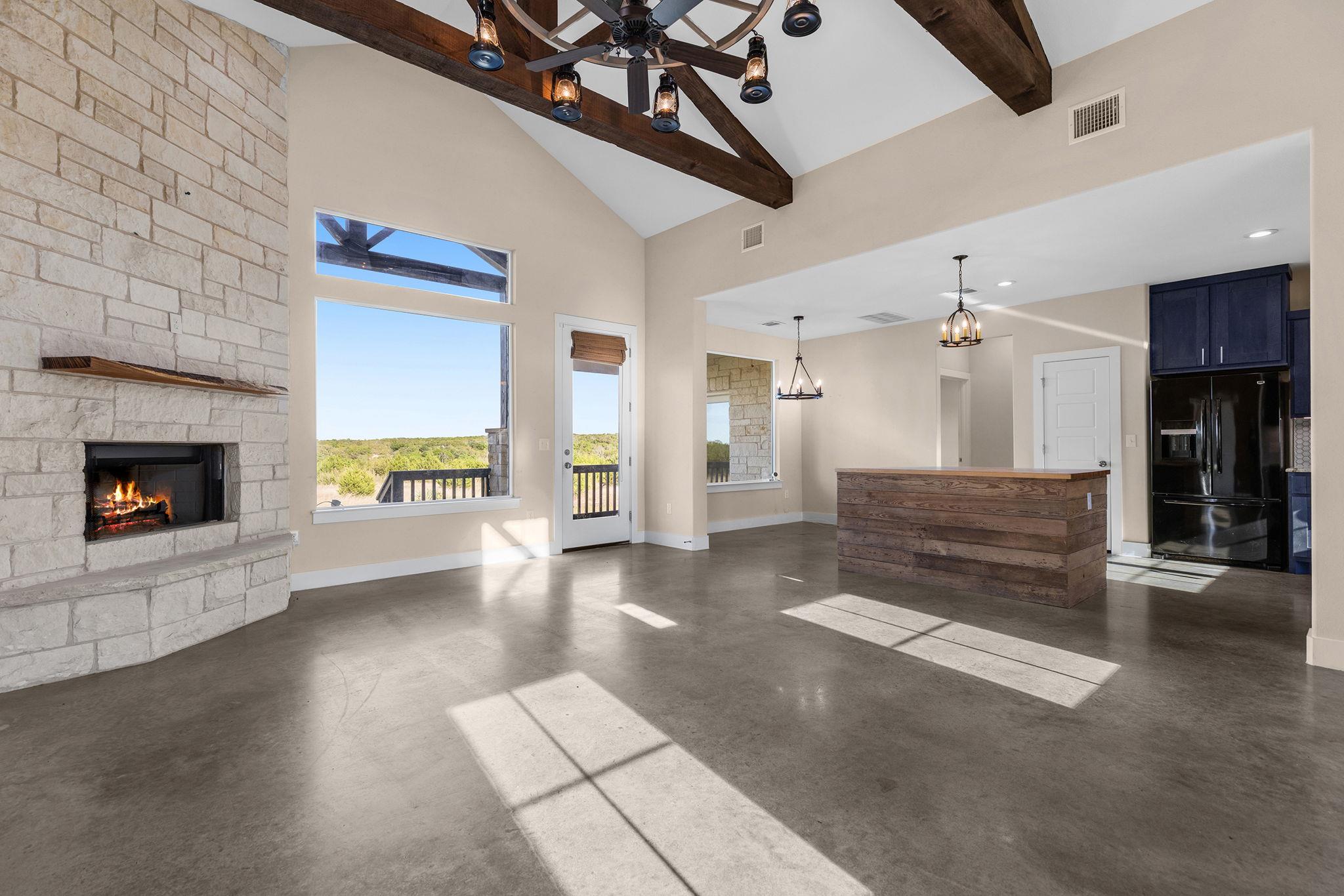 7943 W Fm 243, Bertram, TX 78605