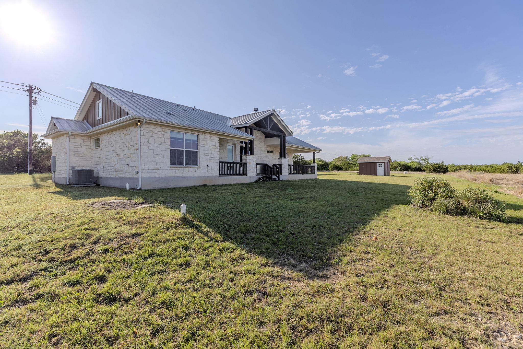 7943 W Fm 243, Bertram, TX 78605