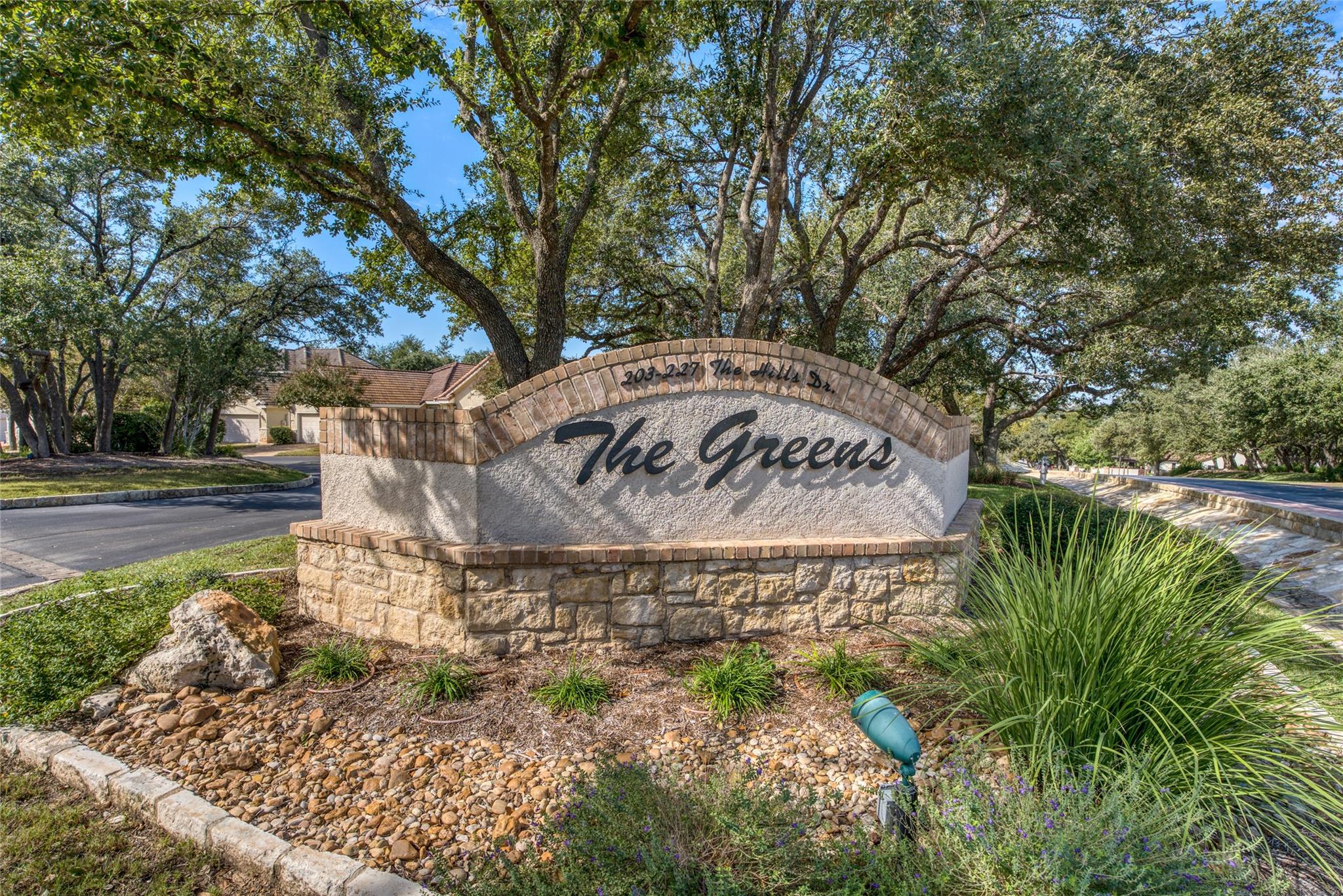 219 The Hills Dr # 5, The Hills, TX 78738