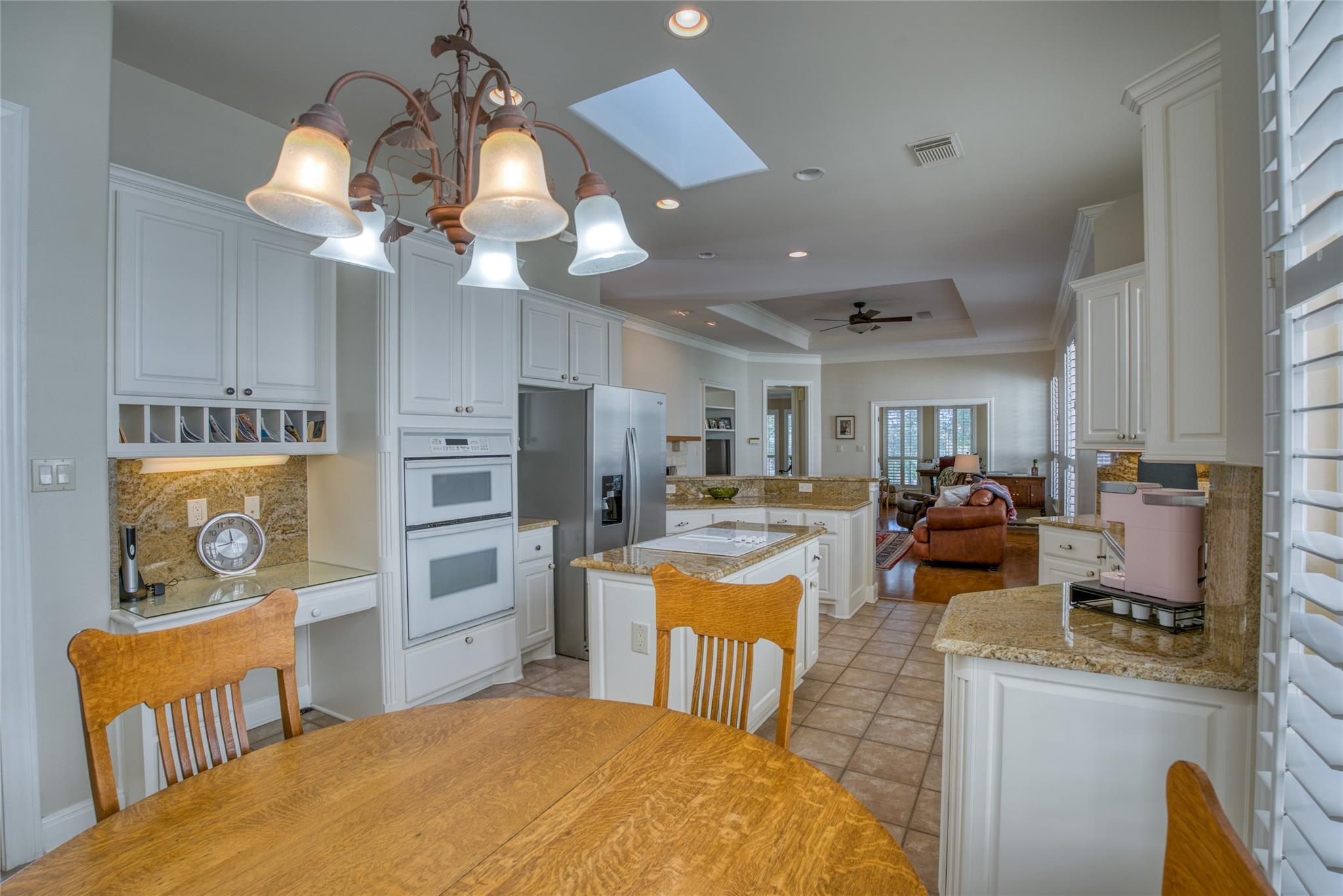 219 The Hills Dr # 5, The Hills, TX 78738