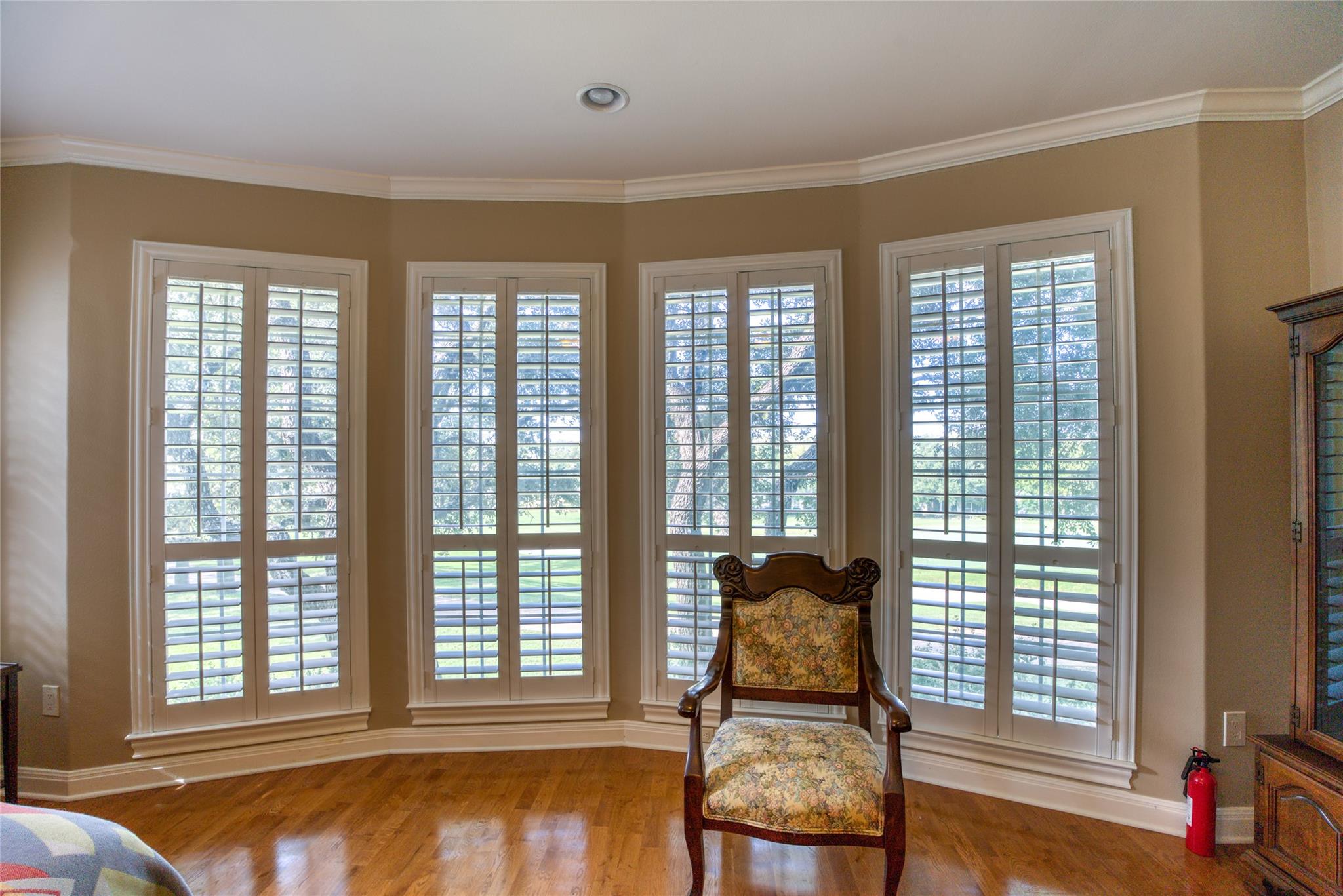 219 The Hills Dr # 5, The Hills, TX 78738