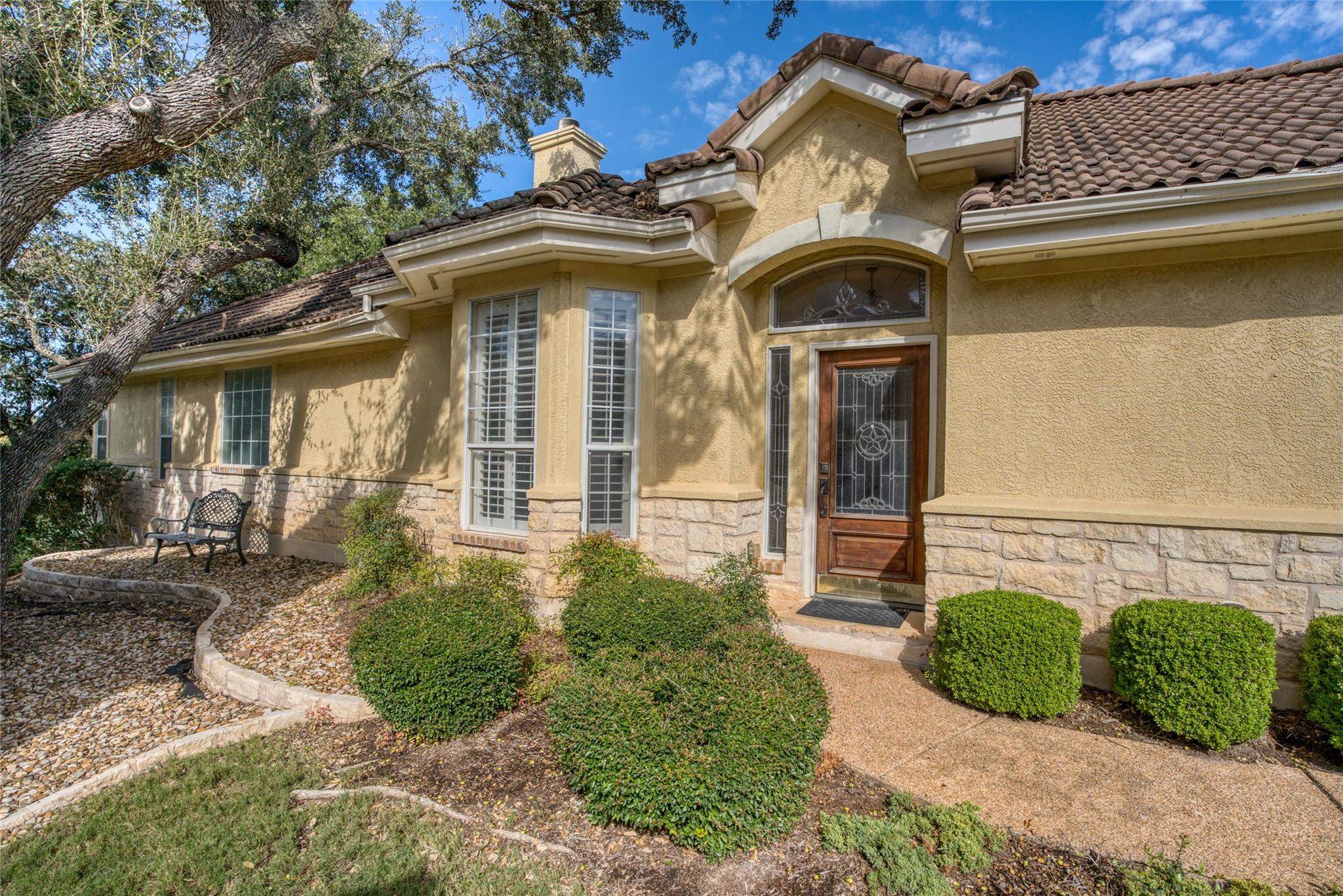 219 The Hills Dr # 5, The Hills, TX 78738