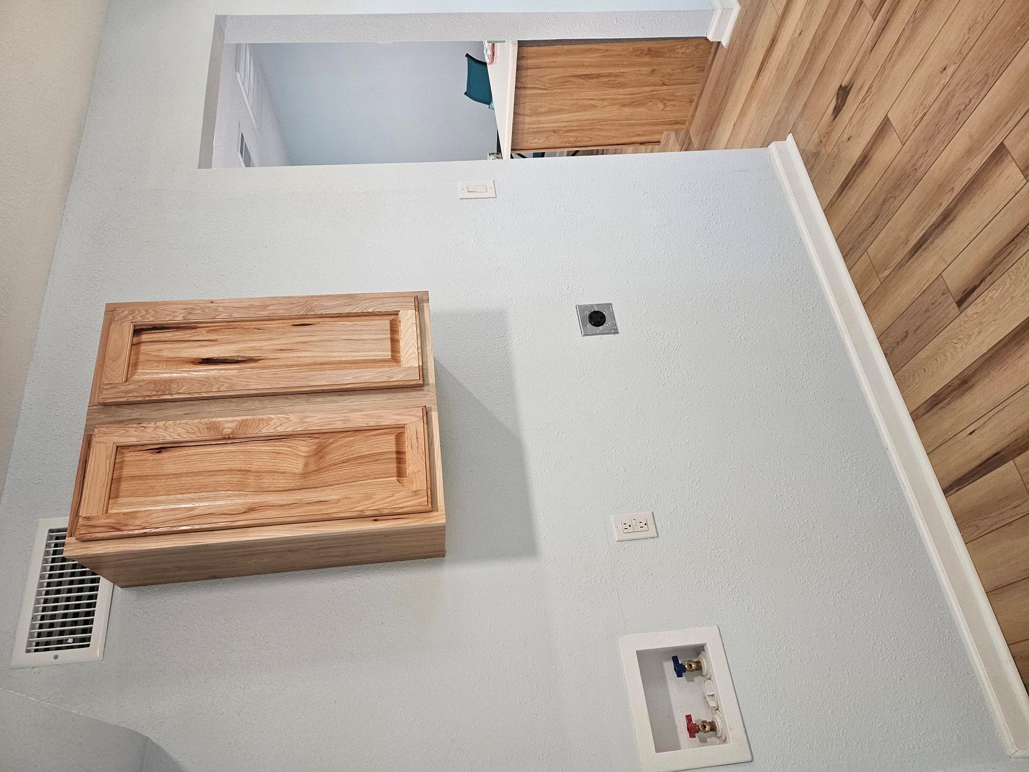 105 N Rhomberg St, Burnet, TX 78611