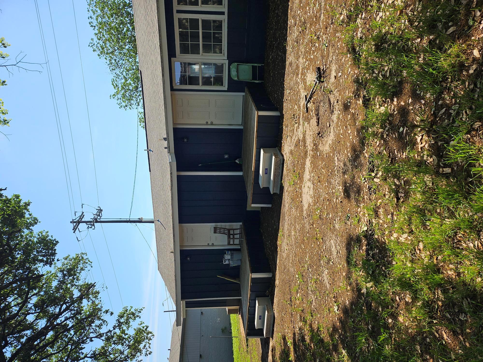 105 N Rhomberg St, Burnet, TX 78611