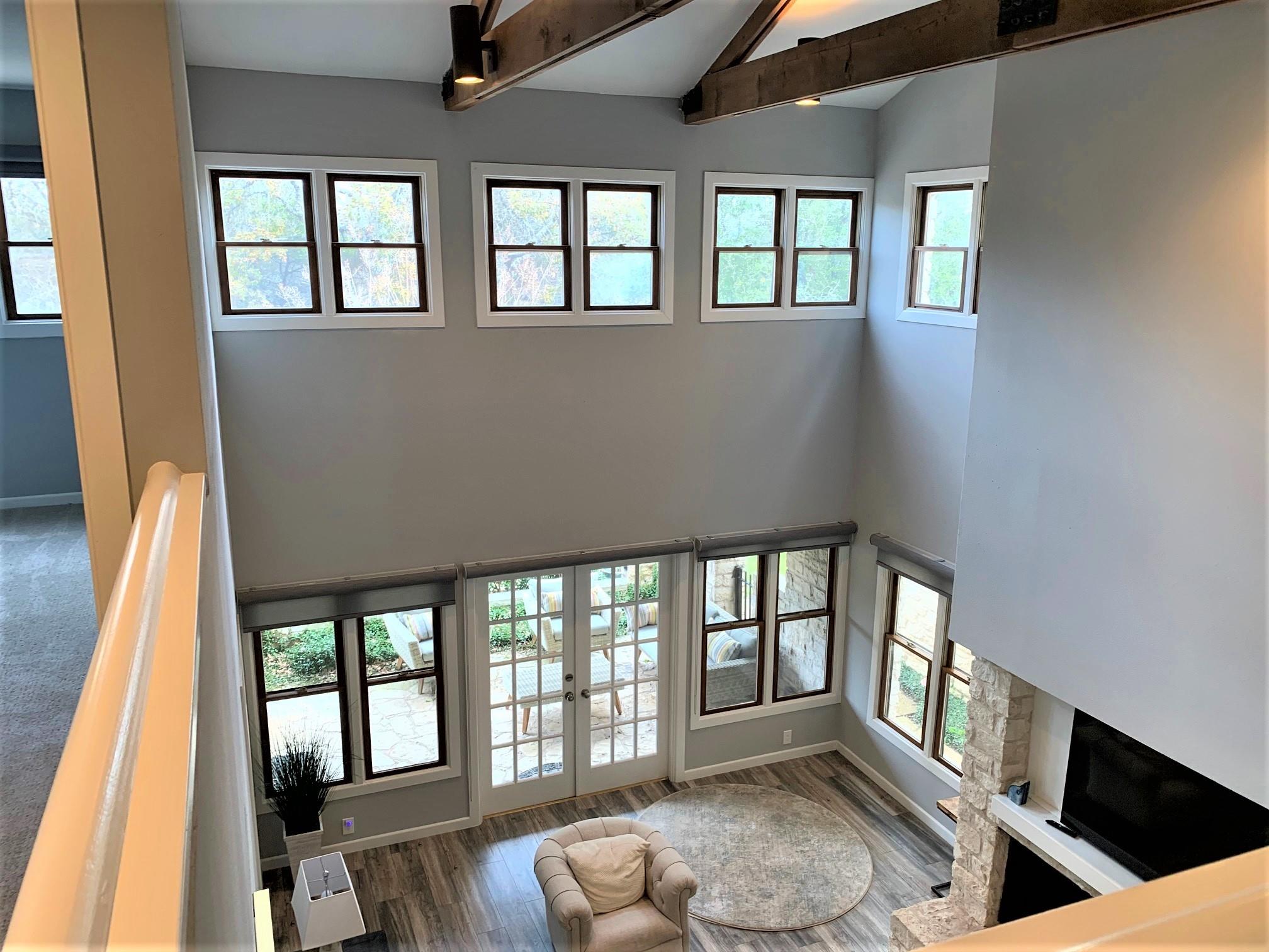 105 Birdie Dr, The Hills, TX 78738