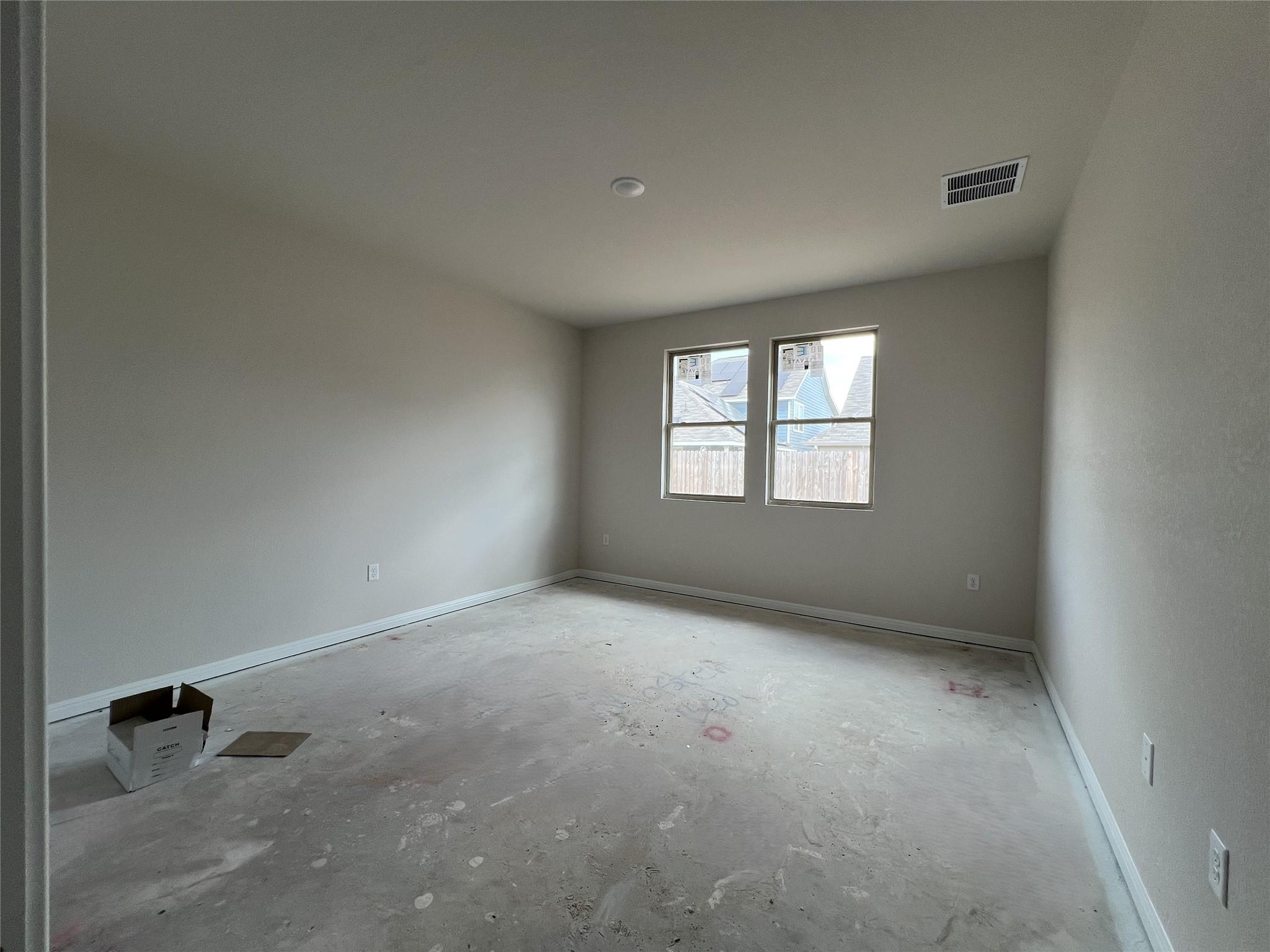 327 Willow Heights Dr, Hutto, TX 78634