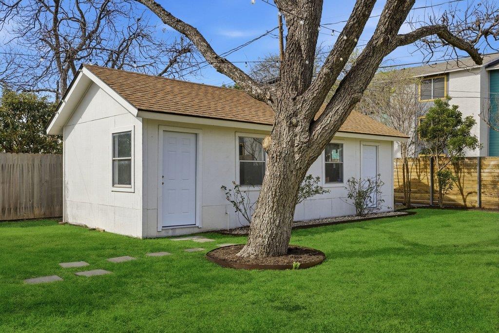 7804 Hardy Dr, Austin, TX 78757