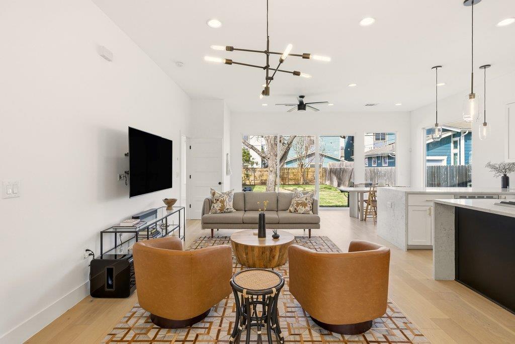 7804 Hardy Dr, Austin, TX 78757