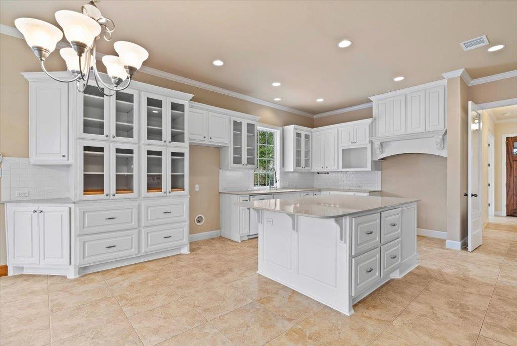 3006 Washington Sq, Austin, TX 78705