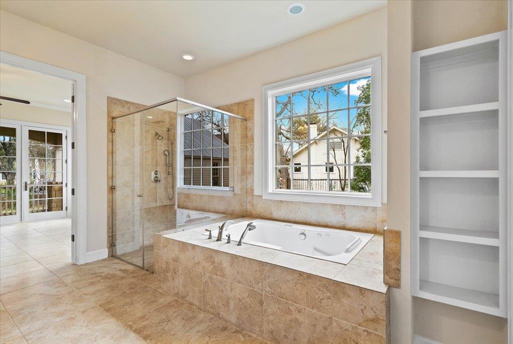 3006 Washington Sq, Austin, TX 78705