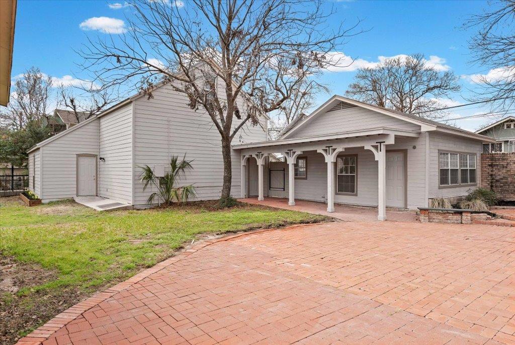 3006 Washington Sq, Austin, TX 78705