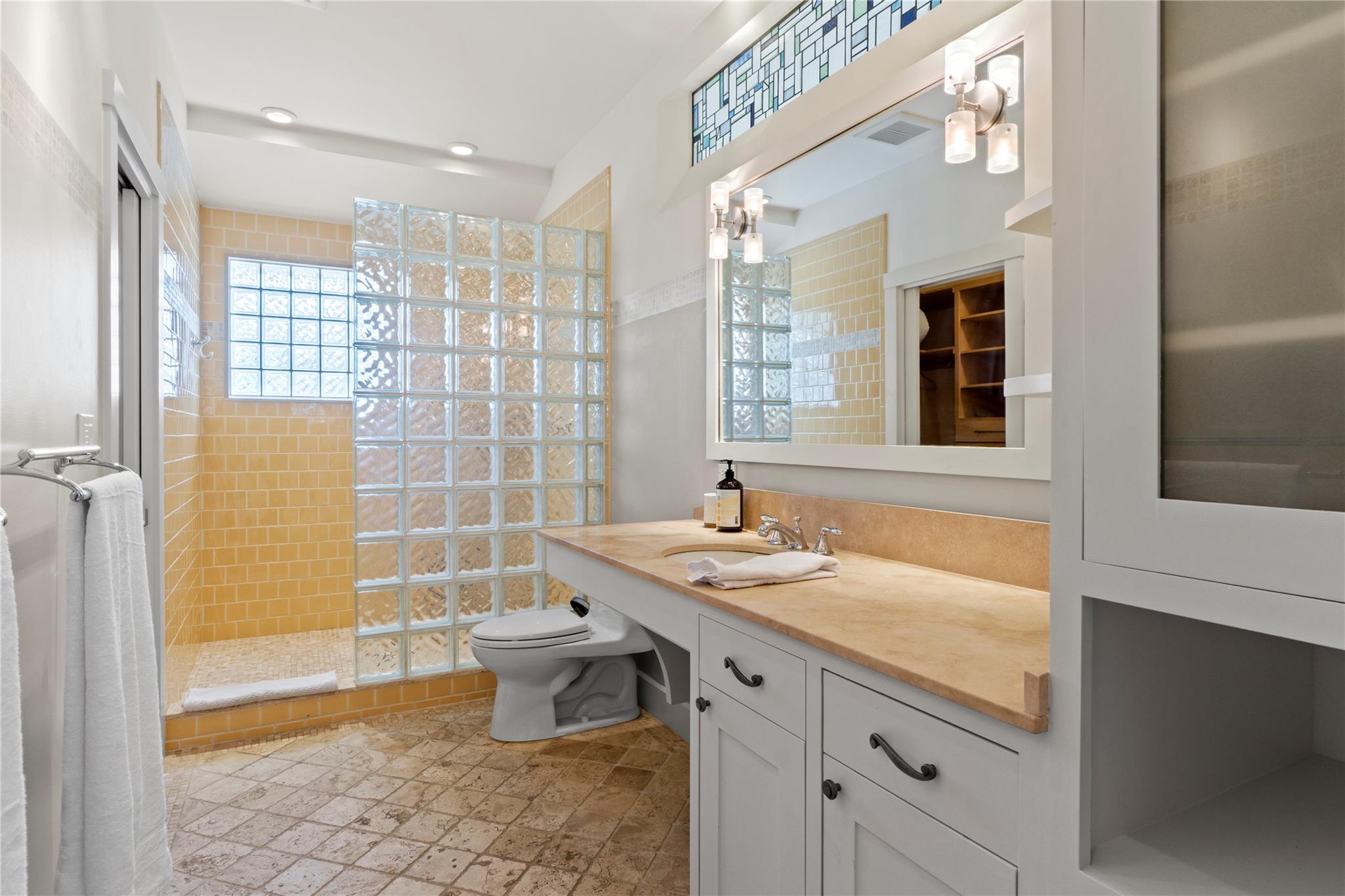 1706 W 10th St, Austin, TX 78703