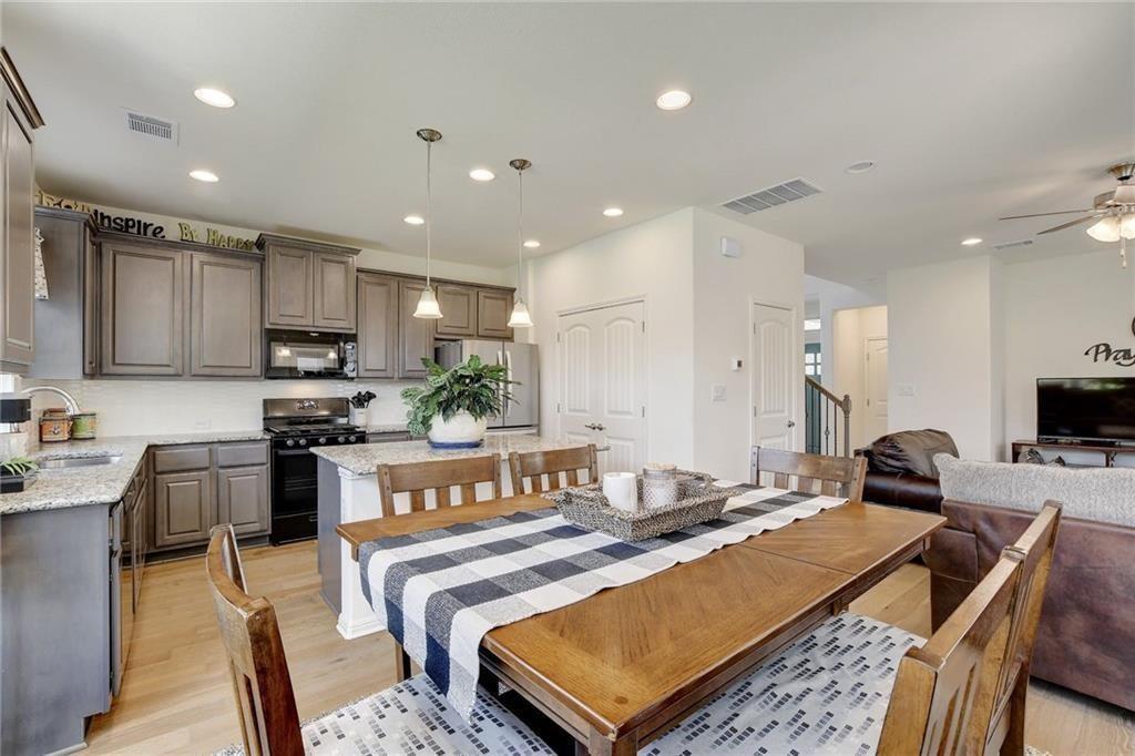 228 Simon, Kyle, TX 78640