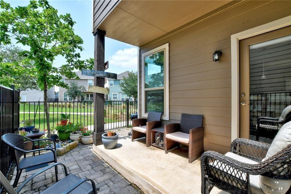 228 Simon, Kyle, TX 78640