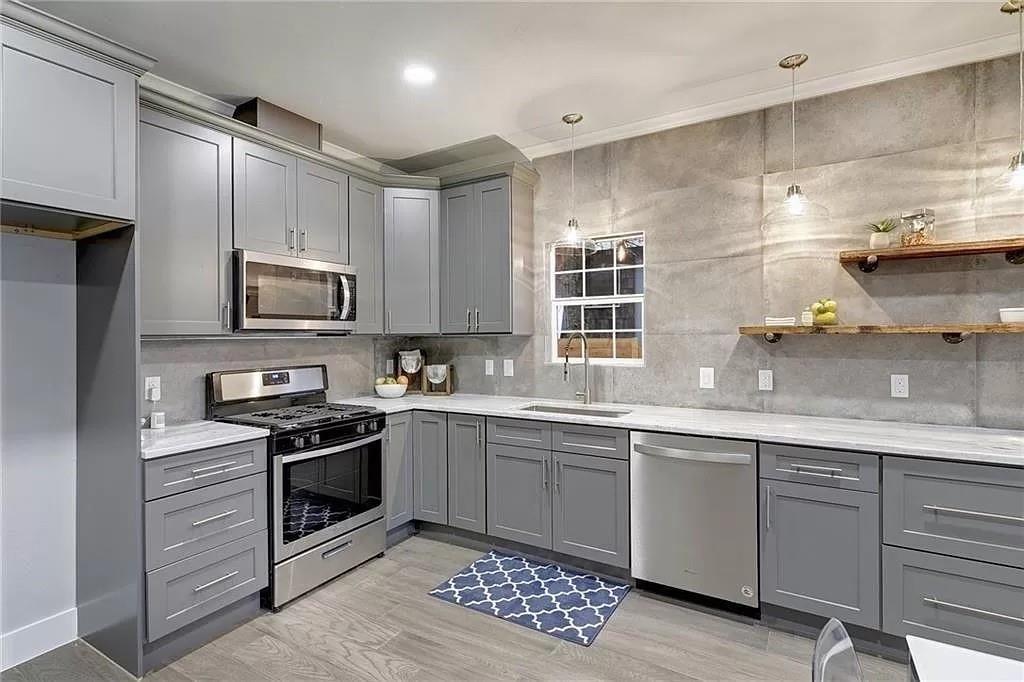 1217 Eleanor St, Austin, TX 78721