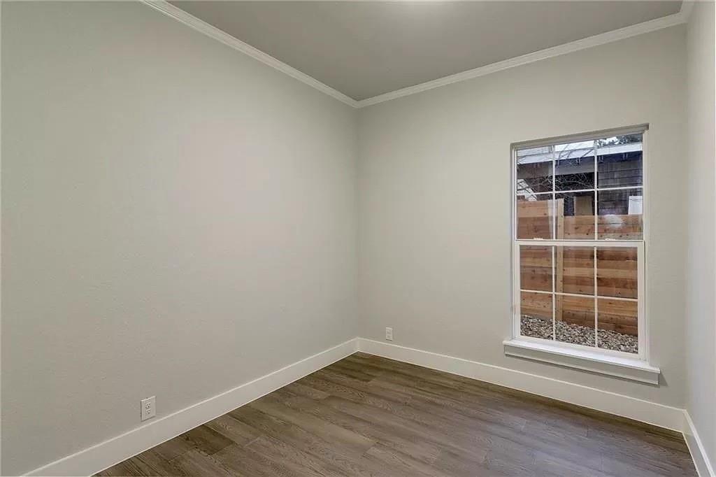 1217 Eleanor St, Austin, TX 78721