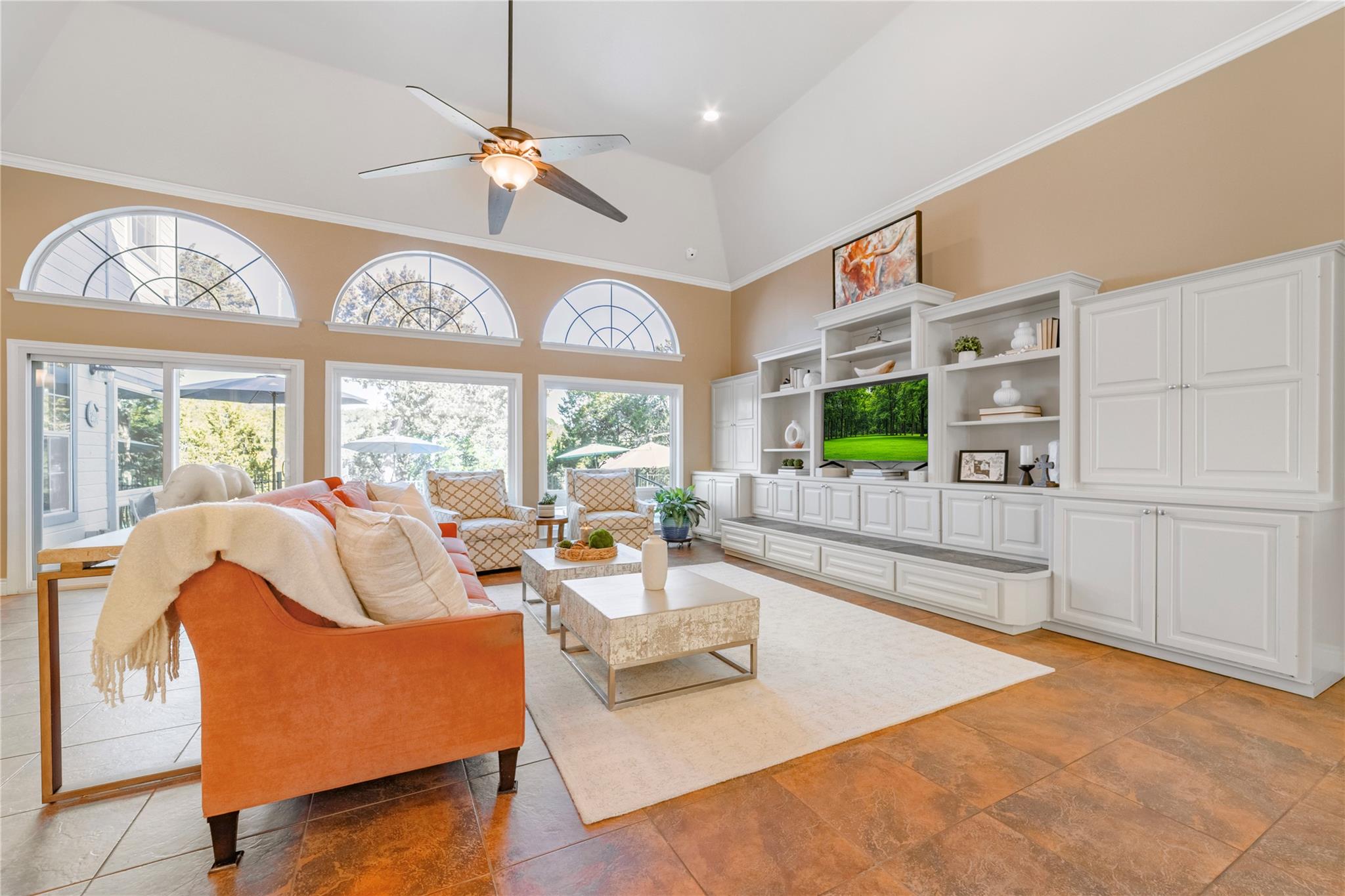 9201 SILVER PINE Cv, Austin, TX 78733