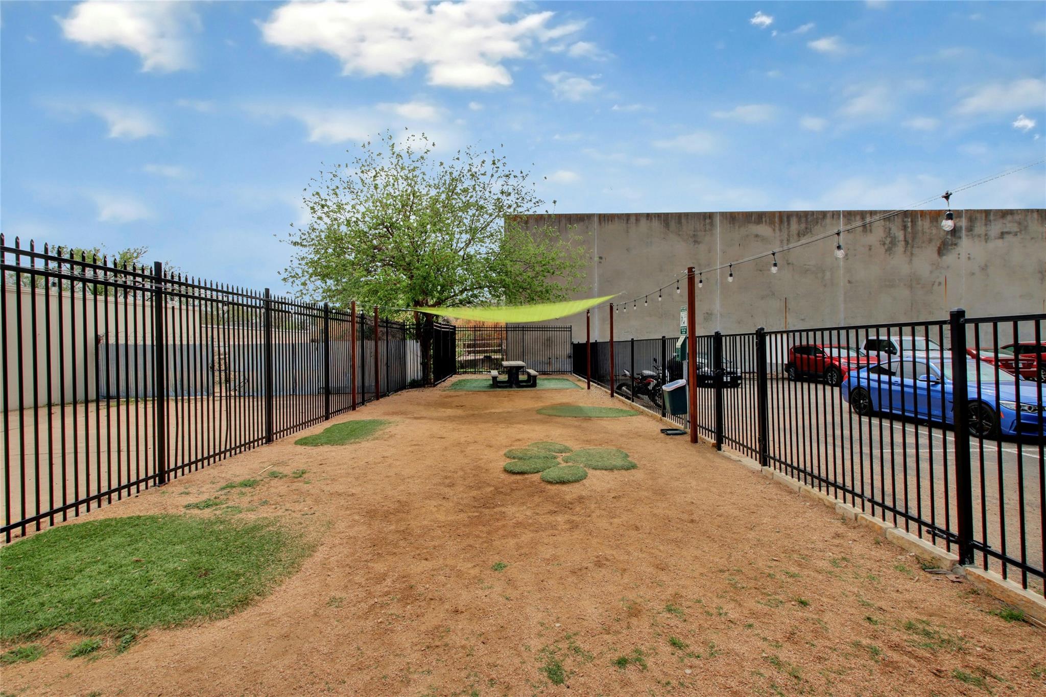 909 Reinli St # 228, Austin, TX 78751