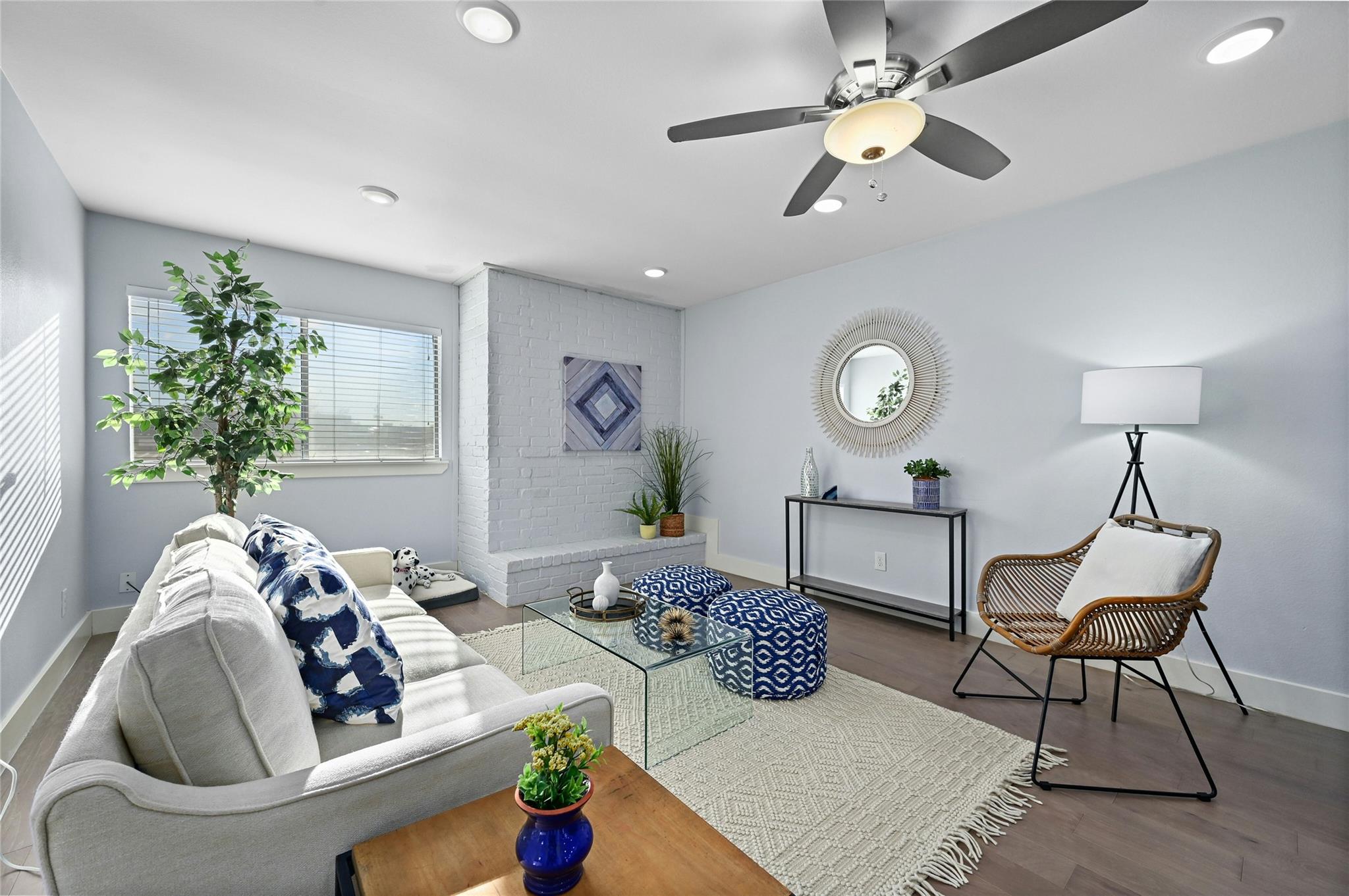 909 Reinli St # 228, Austin, TX 78751