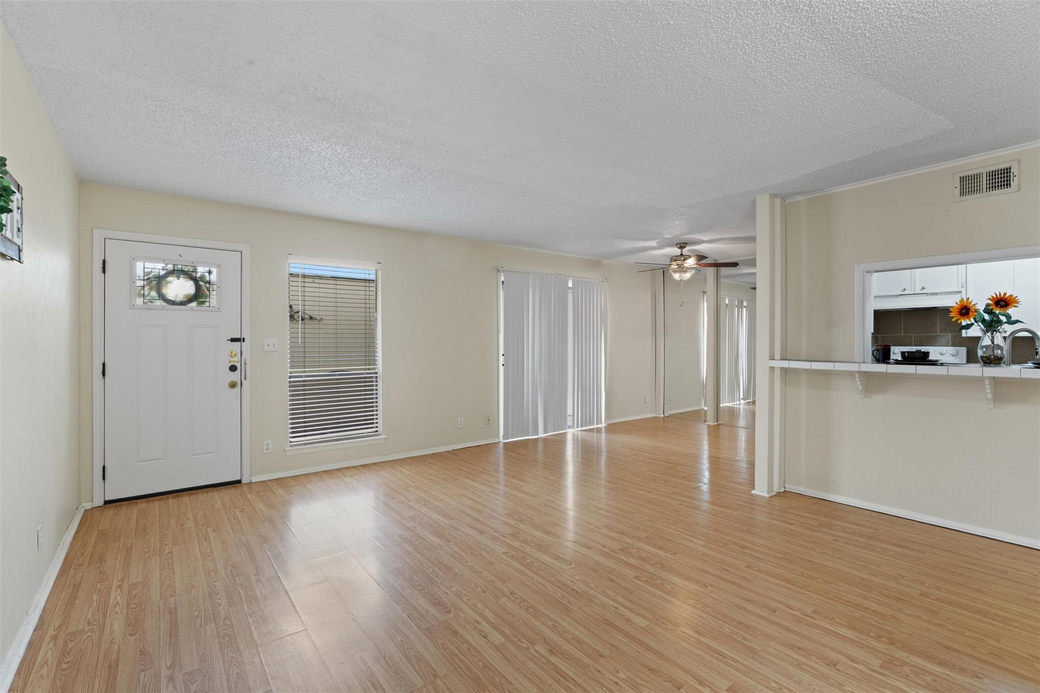 6718 Silvermine Dr # 704, Austin, TX 78736