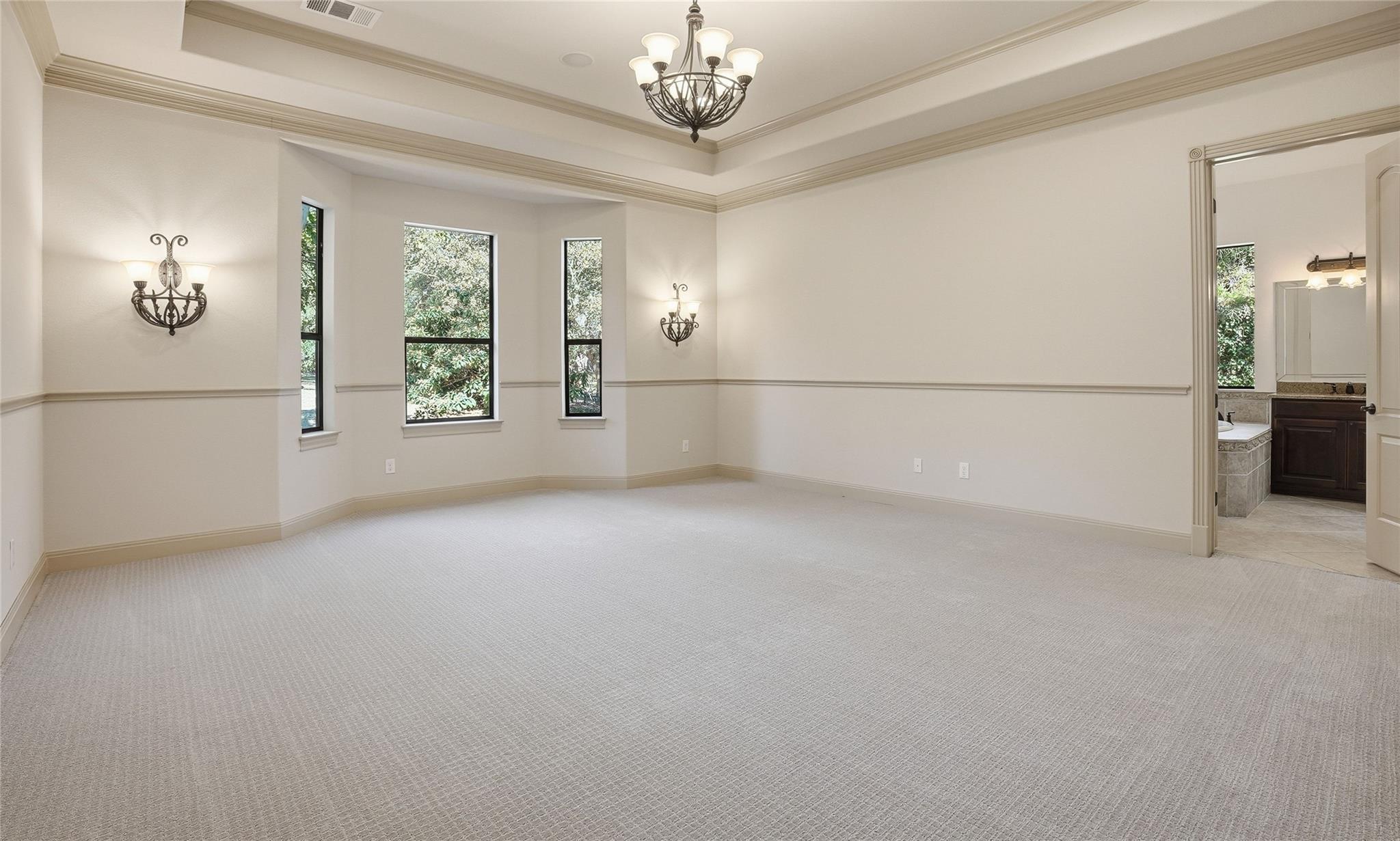 2312 Lakehurst Rd, Spicewood, TX 78669