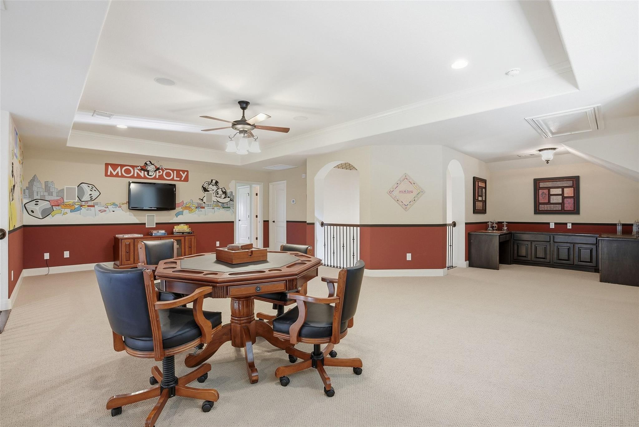 2312 Lakehurst Rd, Spicewood, TX 78669