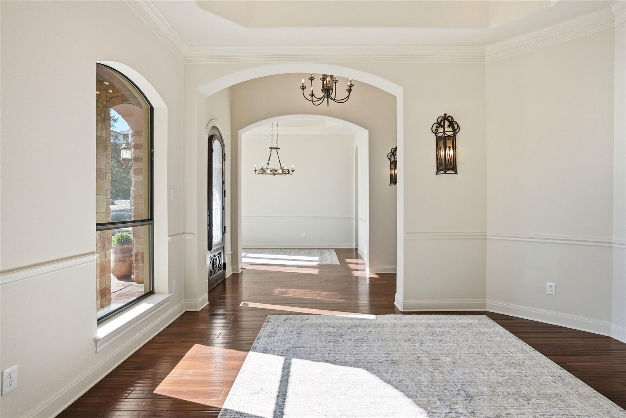 2312 Lakehurst Rd, Spicewood, TX 78669