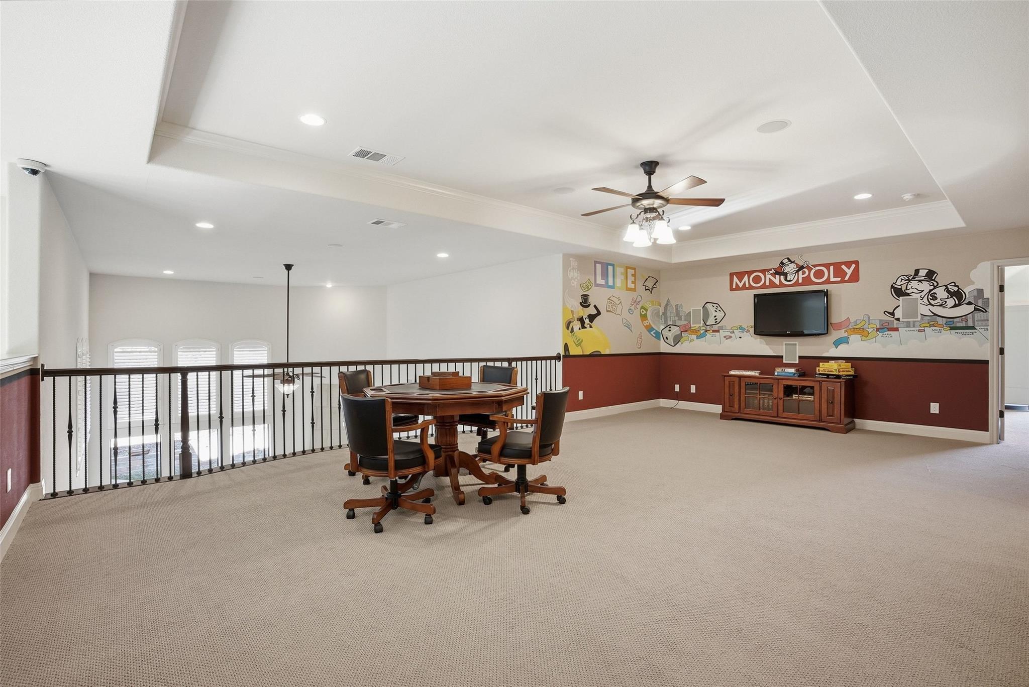 2312 Lakehurst Rd, Spicewood, TX 78669