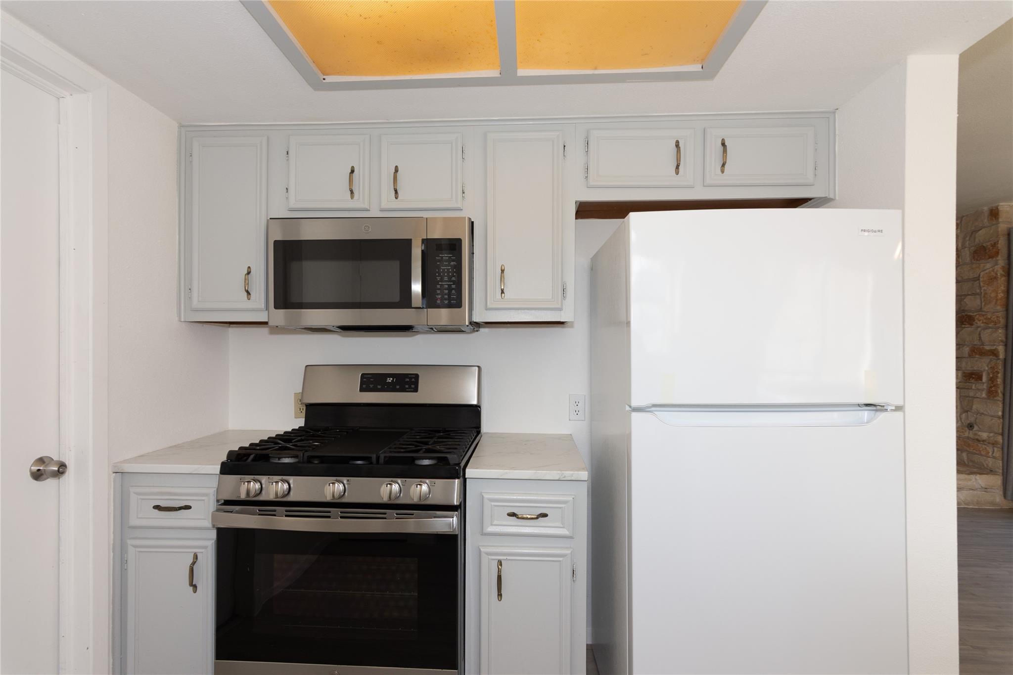 12603 Lamppost Ln, Austin, TX 78727