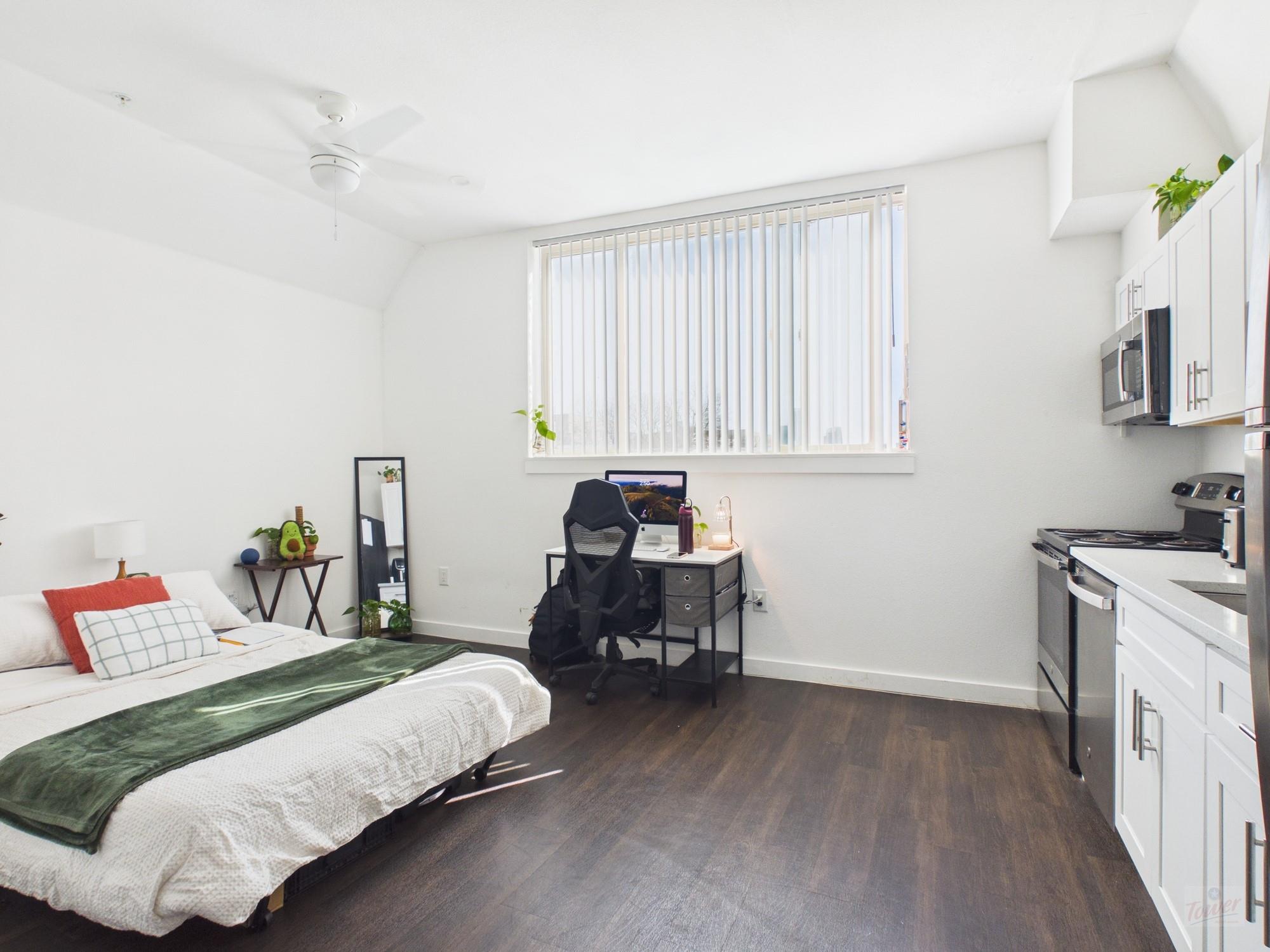 1010 W 26th St # 506, Austin, TX 78705