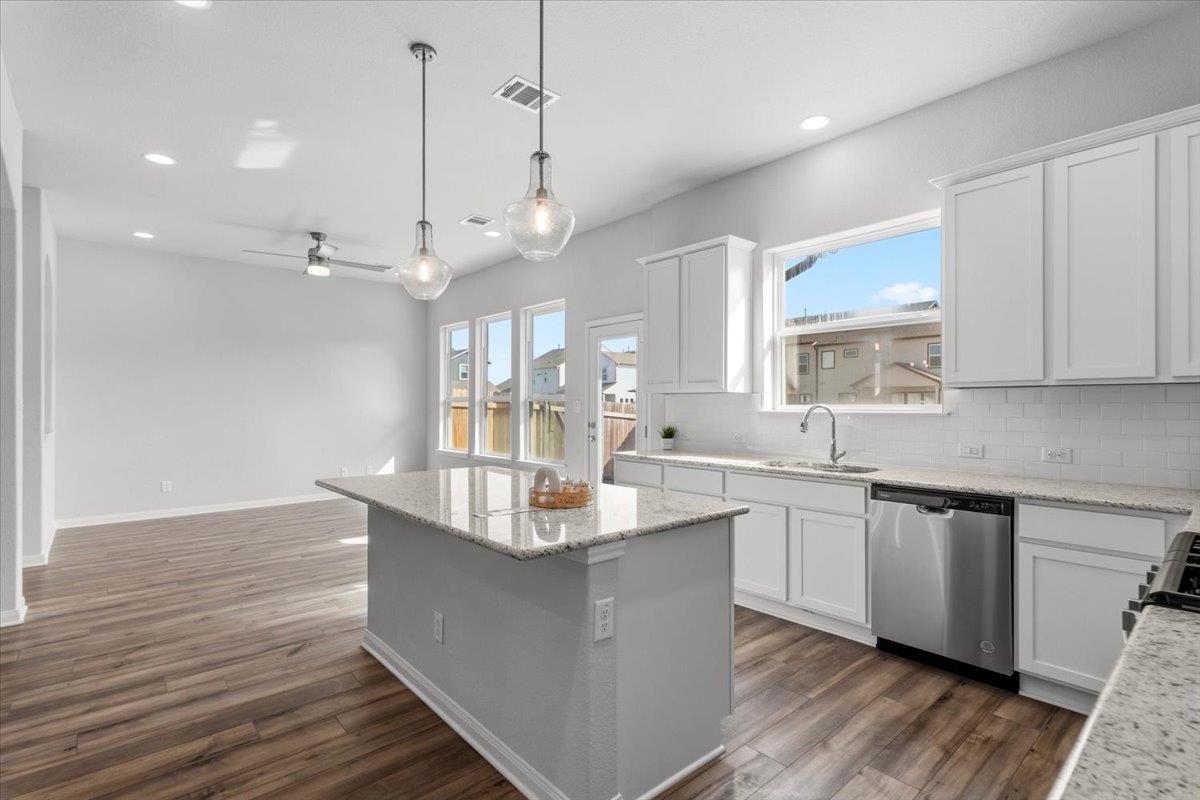 8513 Wellspring Loop, Round Rock, TX 78665