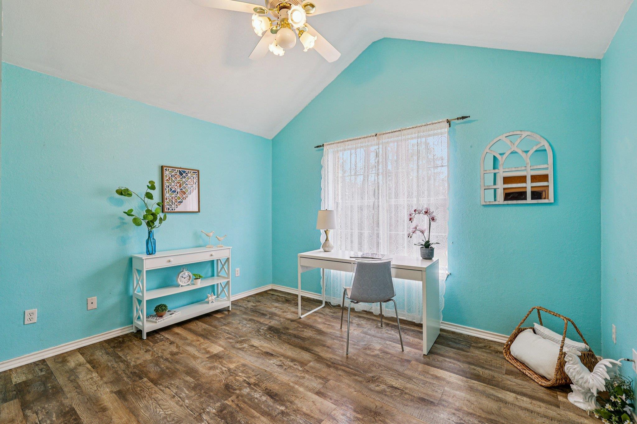 438 Tahitian Dr, Bastrop, TX 78602