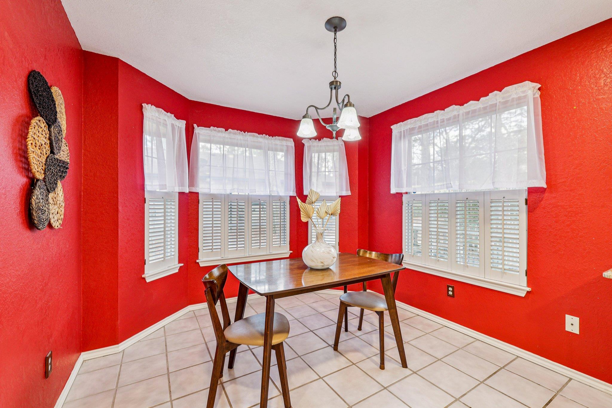 438 Tahitian Dr, Bastrop, TX 78602