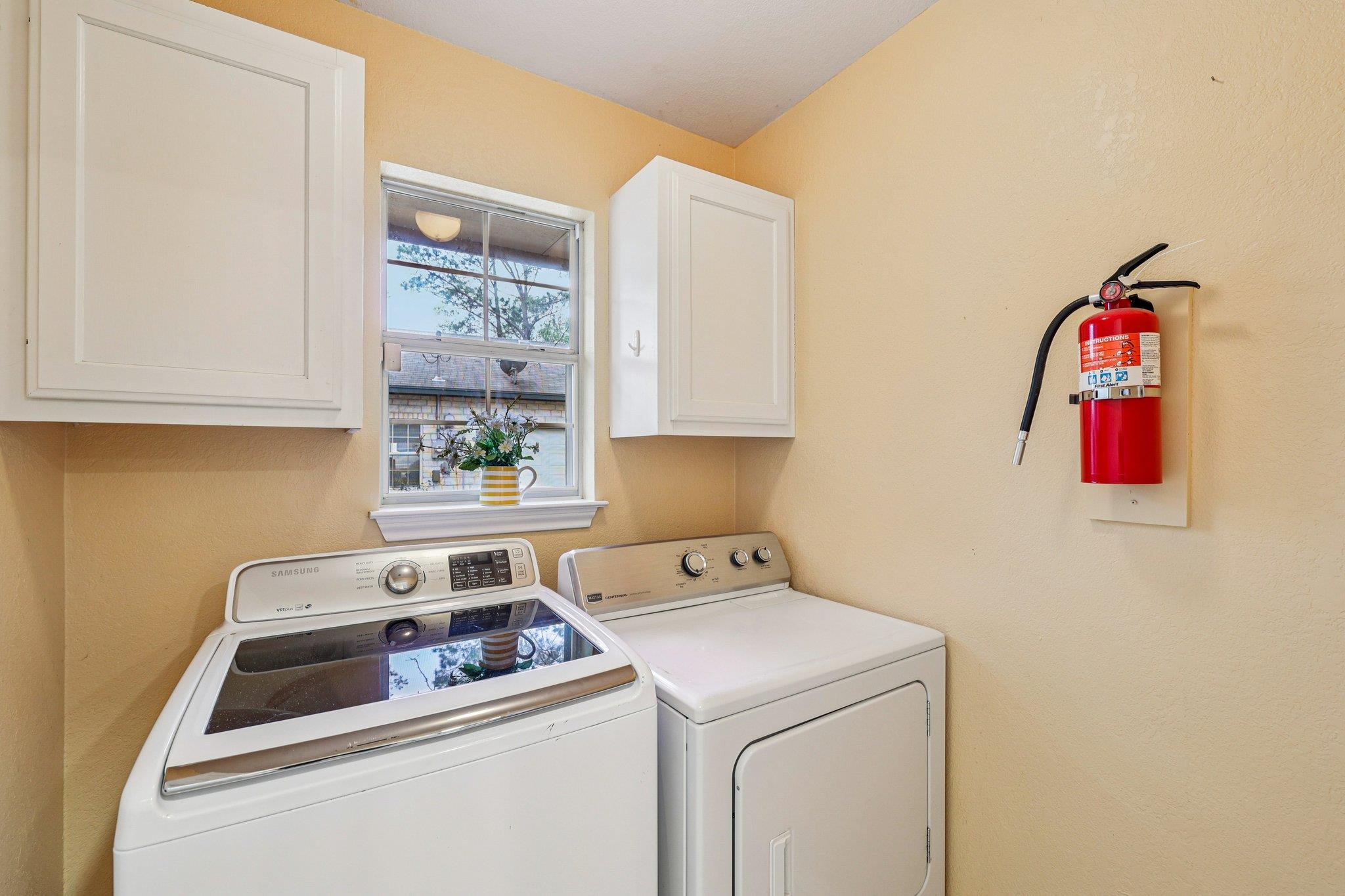 438 Tahitian Dr, Bastrop, TX 78602