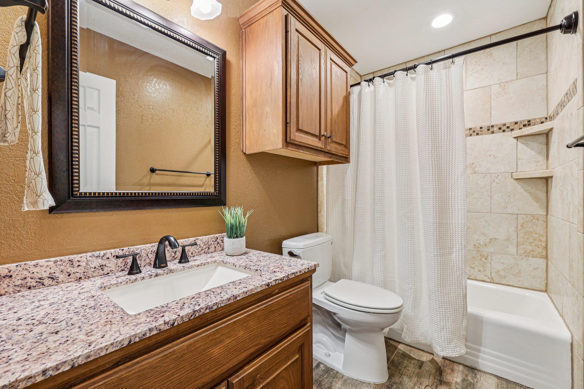 438 Tahitian Dr, Bastrop, TX 78602