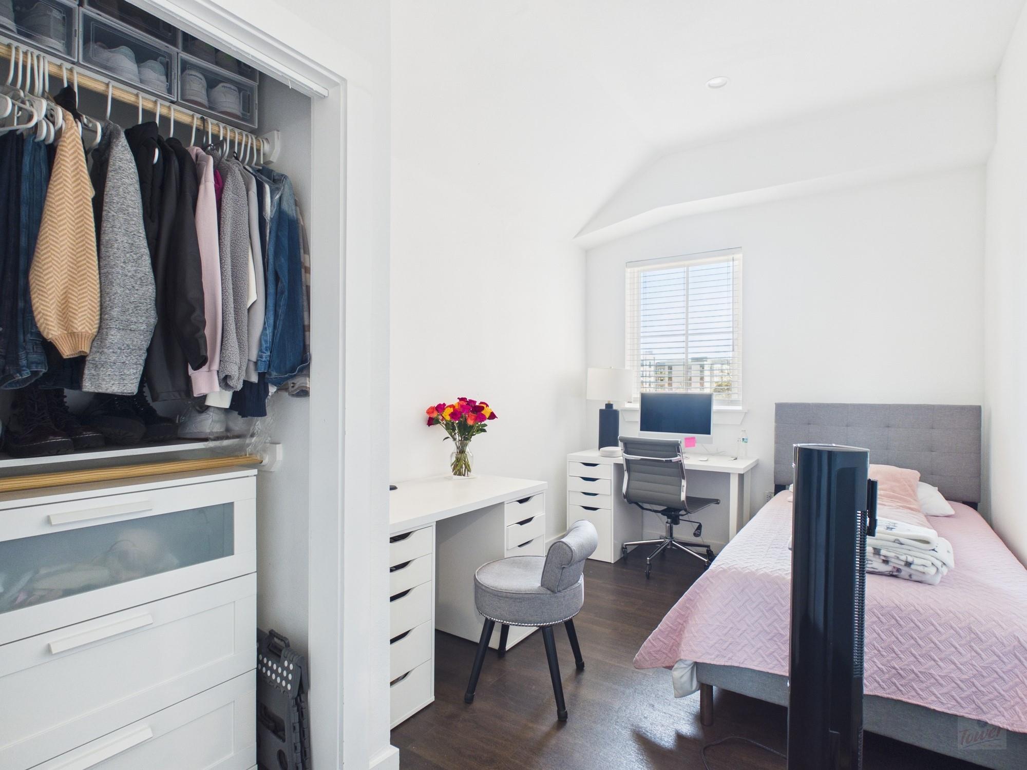 1010 W 26th St # 602, Austin, TX 78705