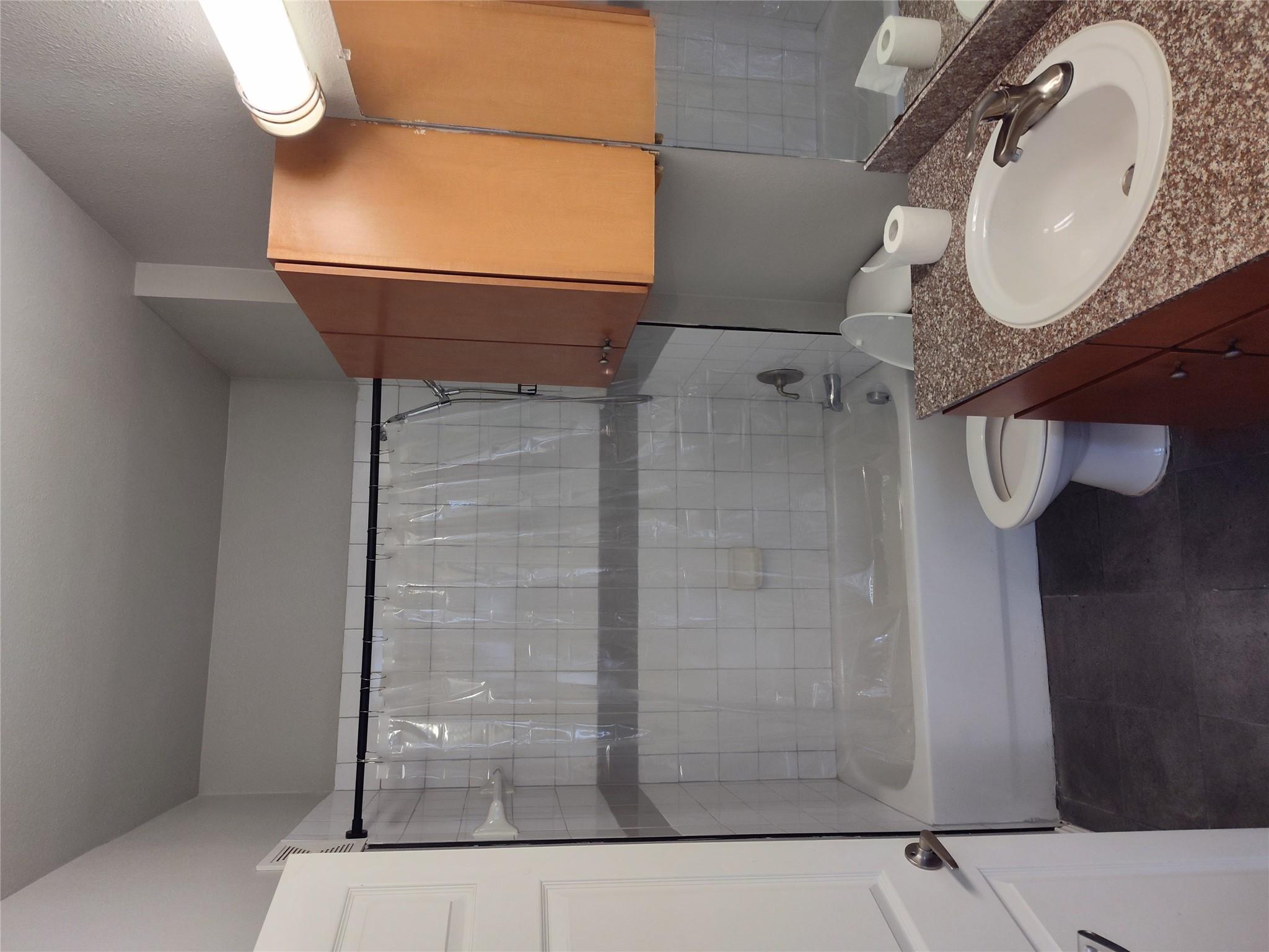 2502 Leon St # 304, Austin, TX 78705